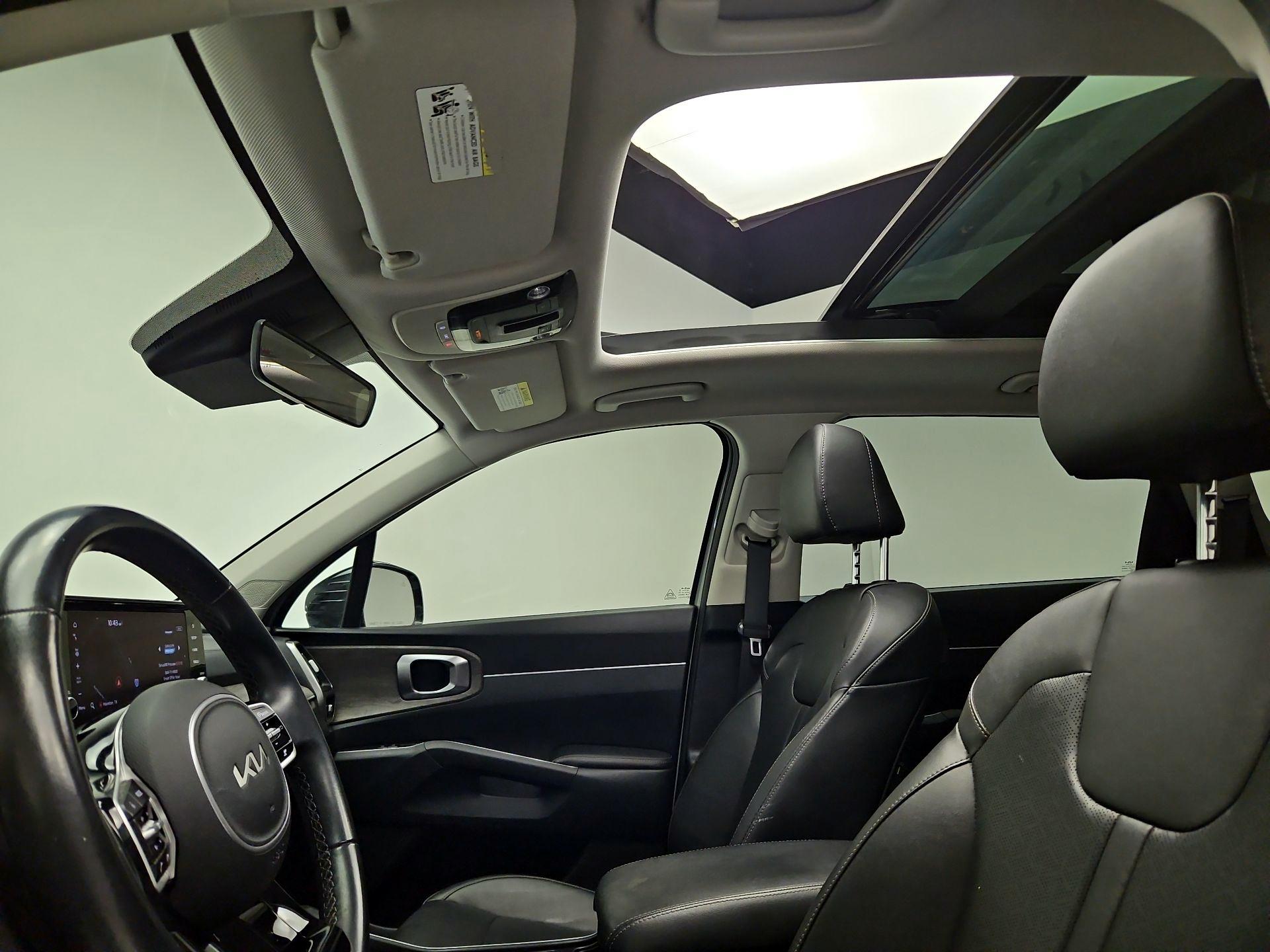 Thumbnail: 2022 Kia Sorento - 20
