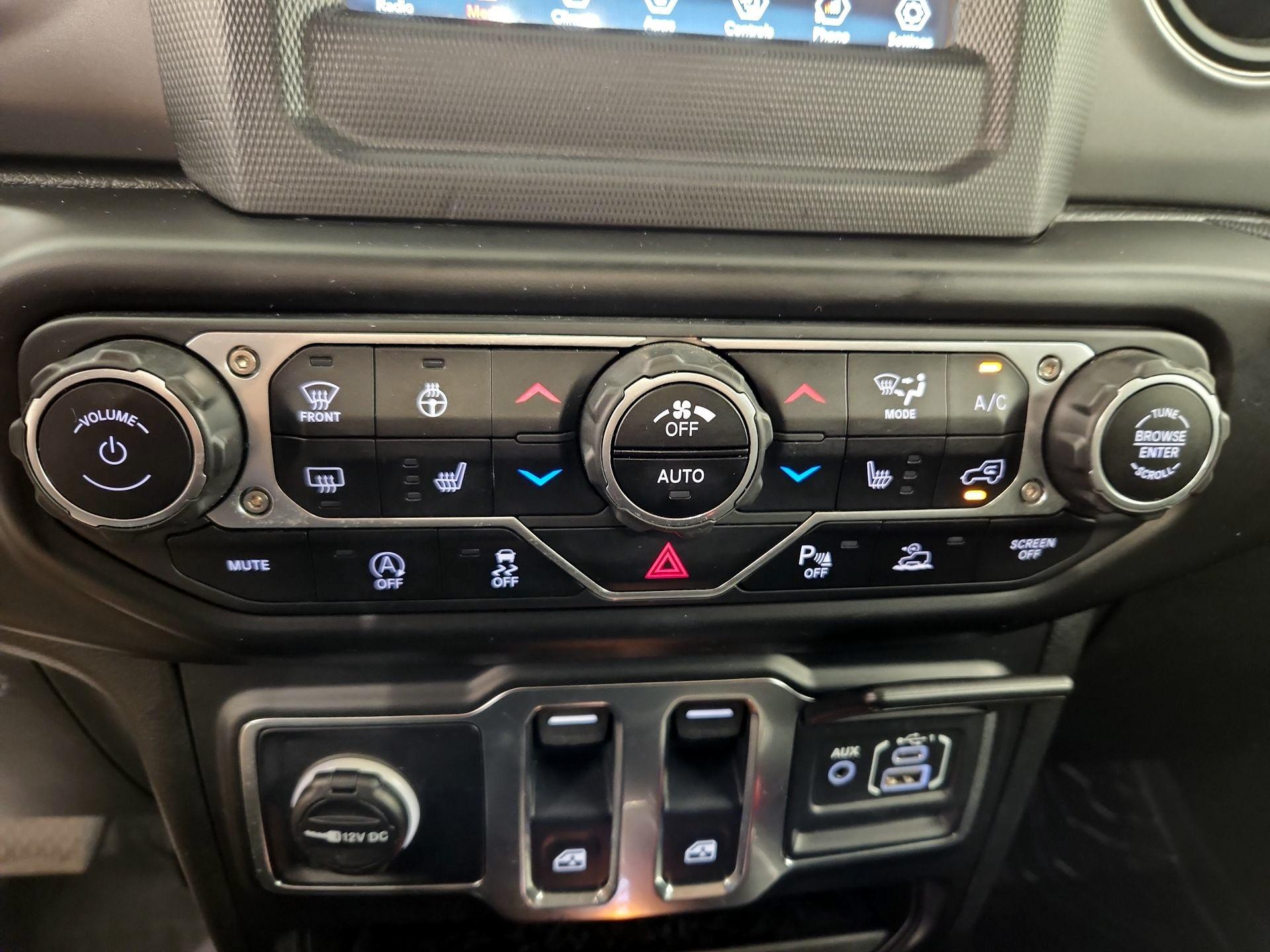 Thumbnail: 2021 Jeep Wrangler - 16