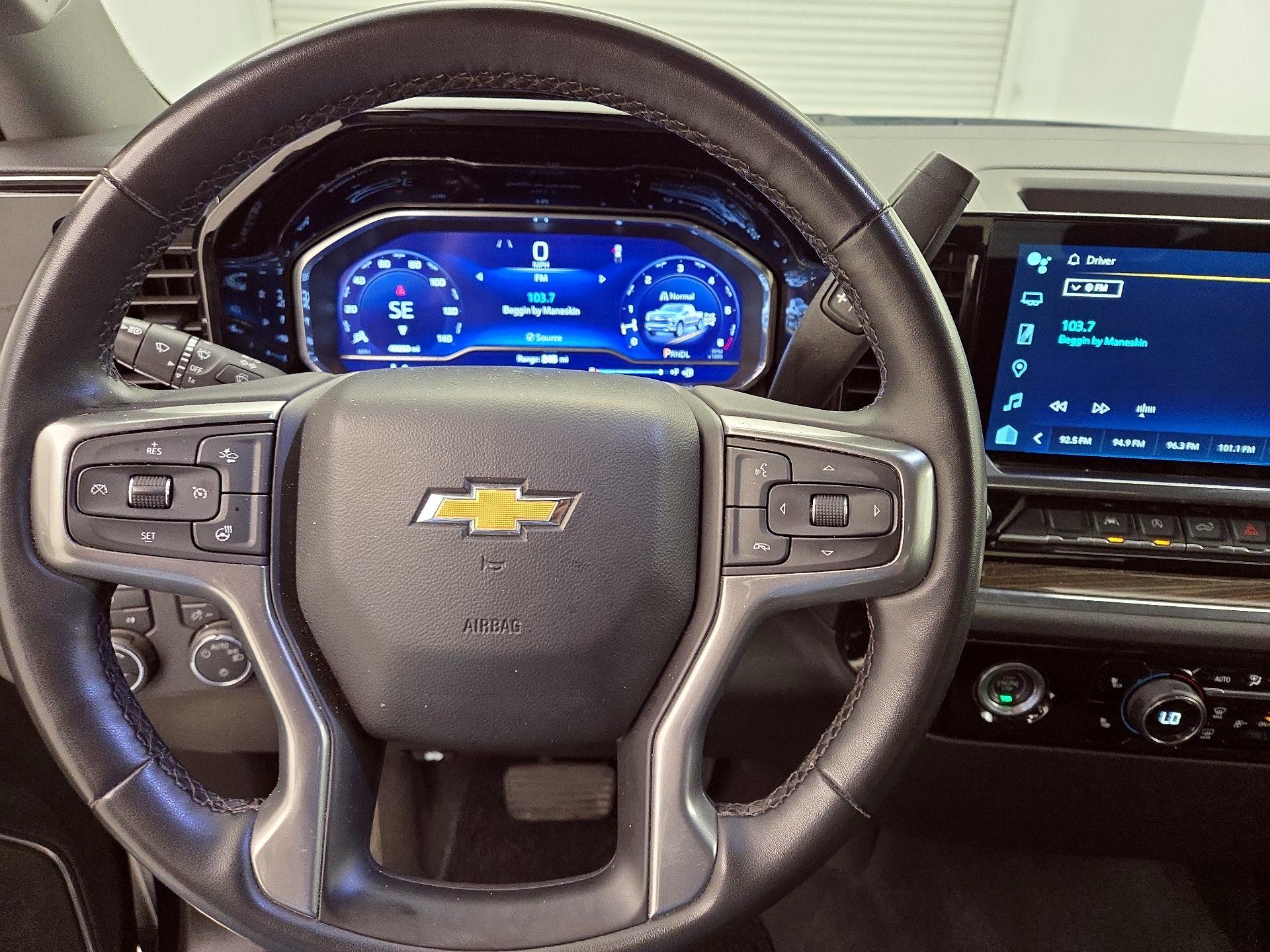 Thumbnail: 2023 Chevrolet Silverado 1500 - 10