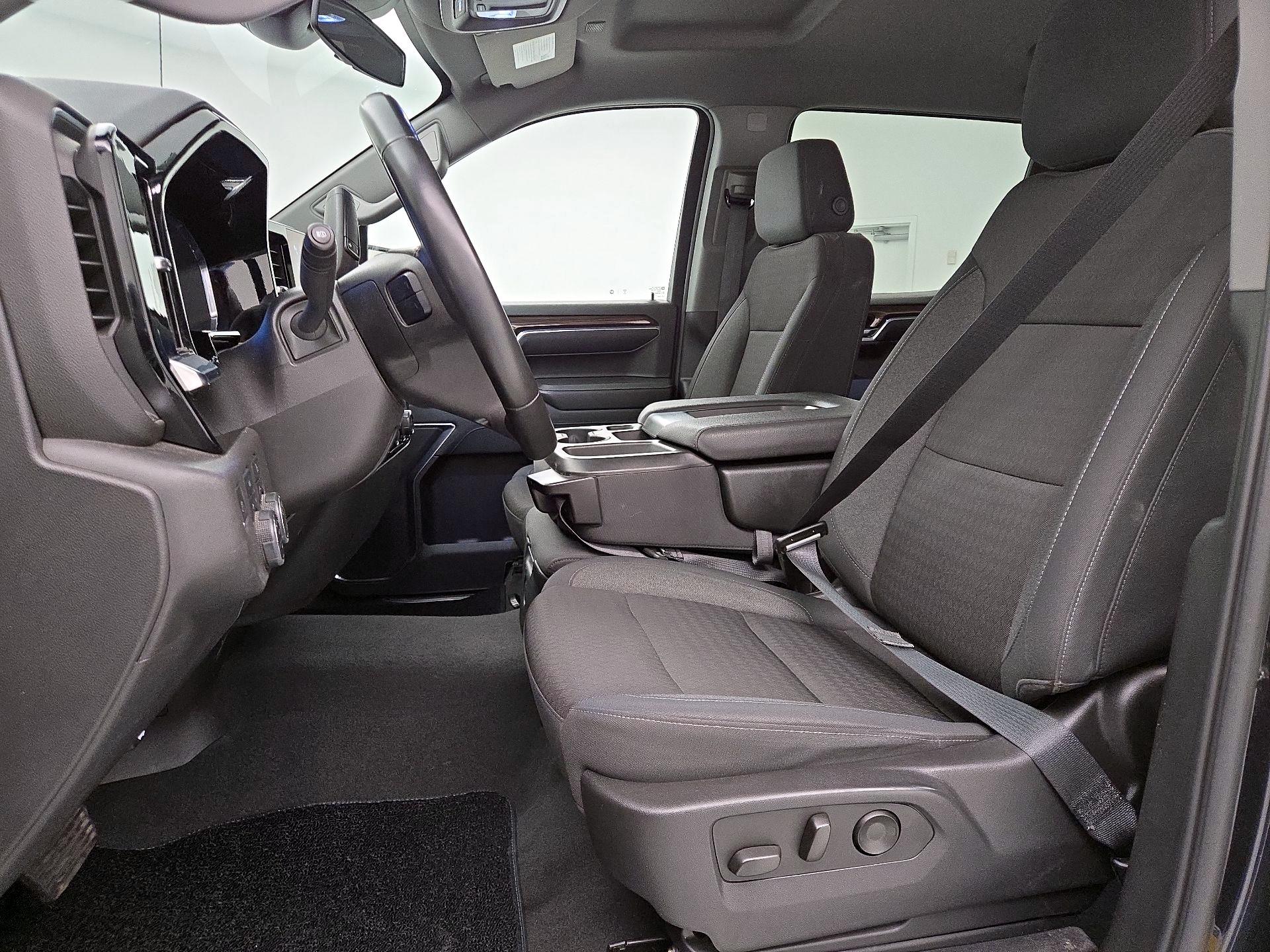 Thumbnail: 2023 Chevrolet Silverado 1500 - 11
