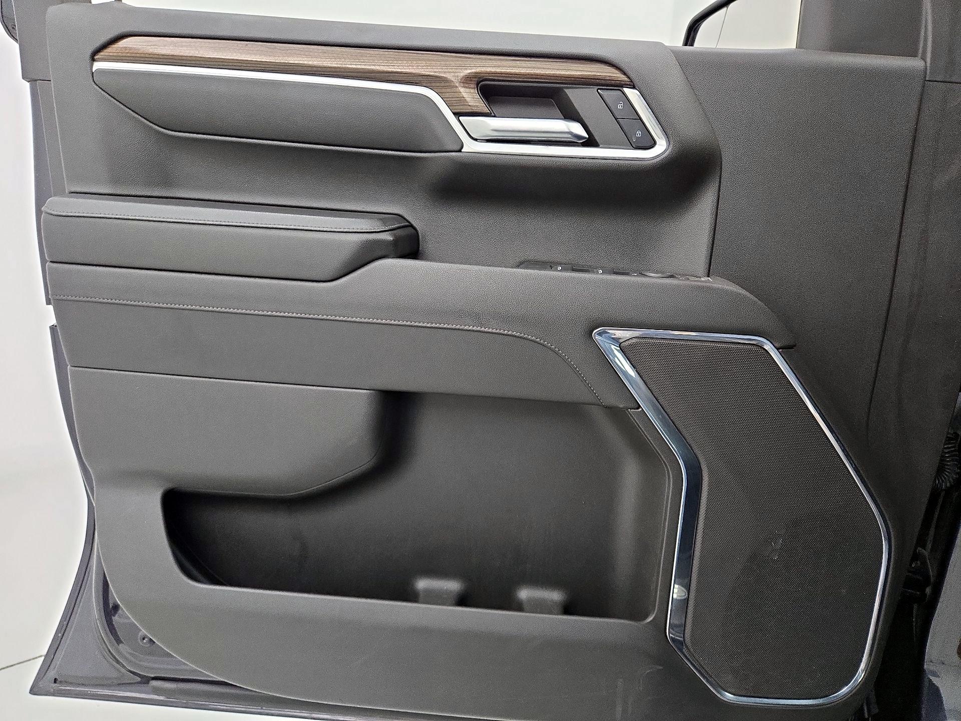 Thumbnail: 2023 Chevrolet Silverado 1500 - 12
