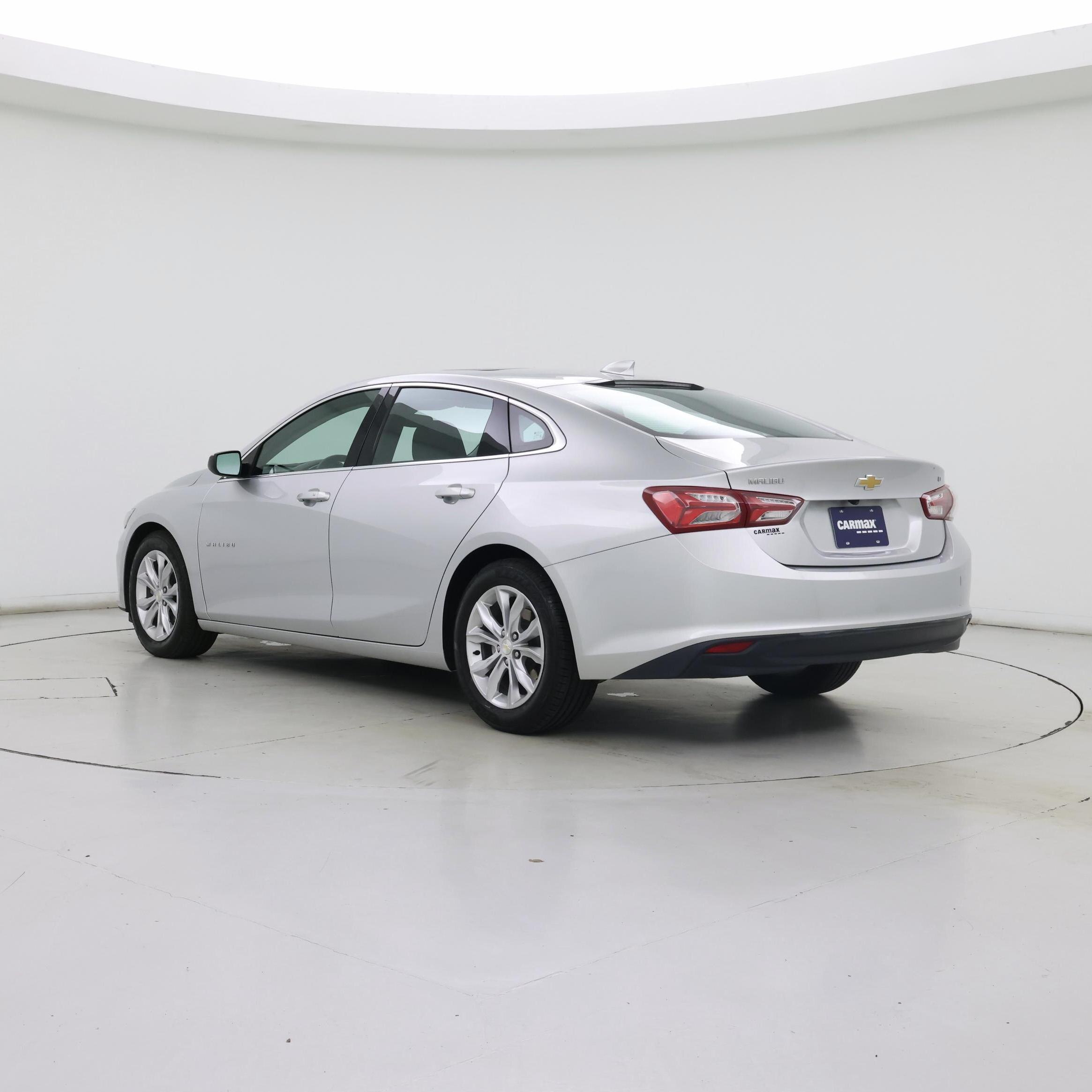 Thumbnail: 2022 Chevrolet Malibu - 2