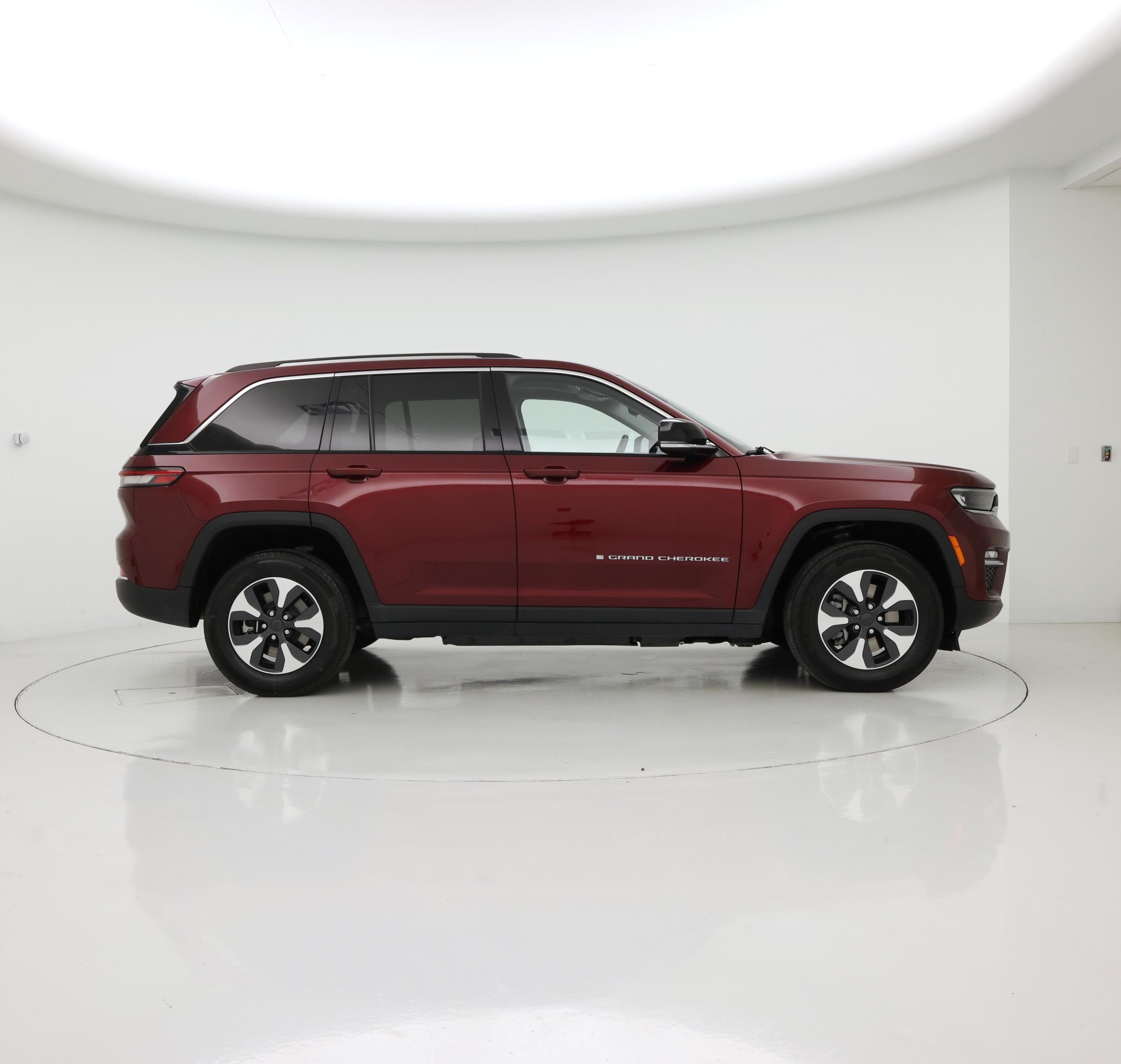 Thumbnail: 2023 Jeep Grand Cherokee - 7