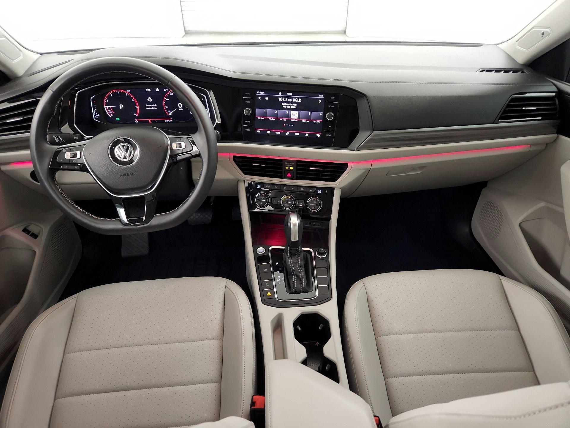 Thumbnail: 2021 Volkswagen Jetta - 9