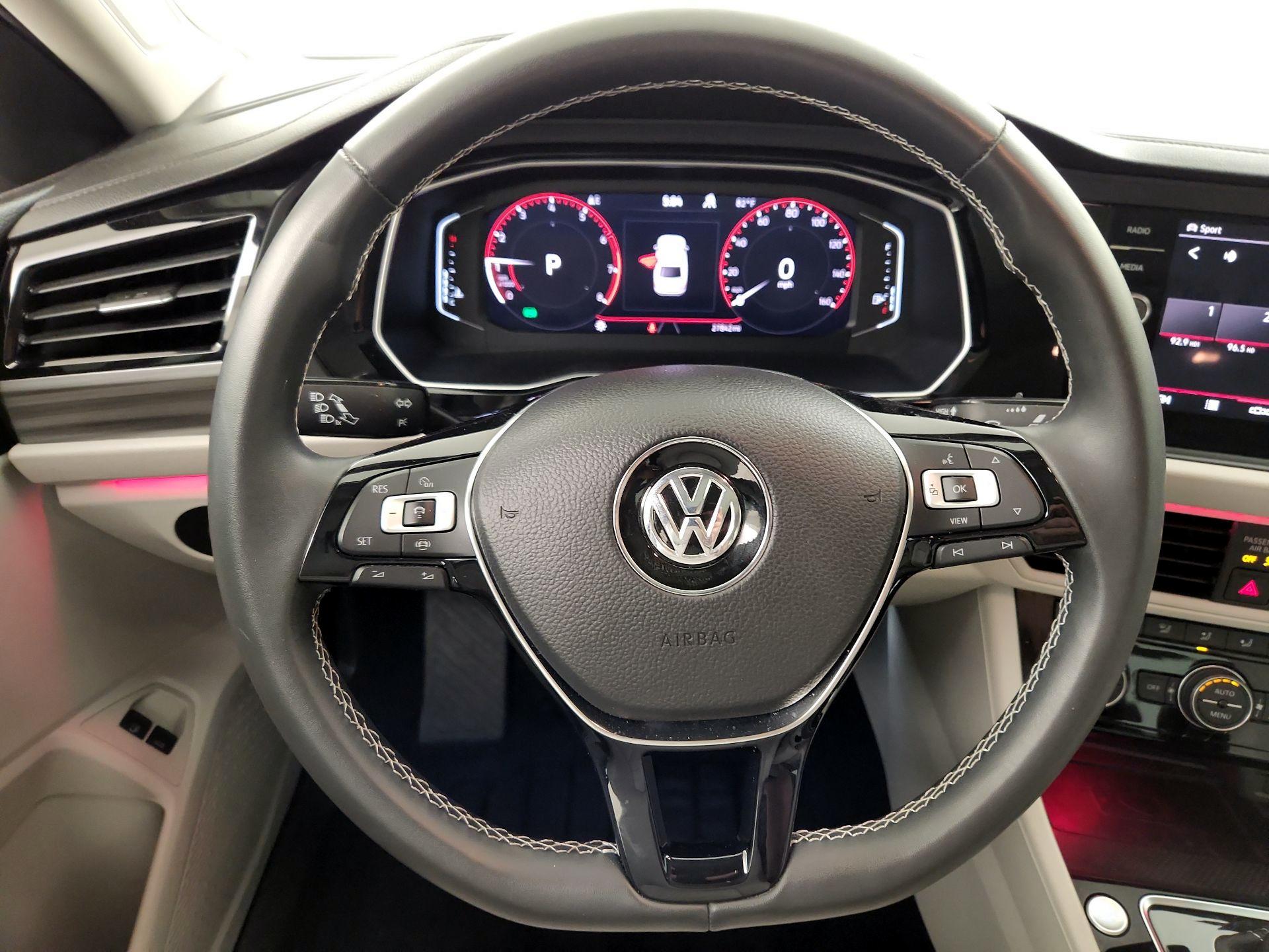 Thumbnail: 2021 Volkswagen Jetta - 10