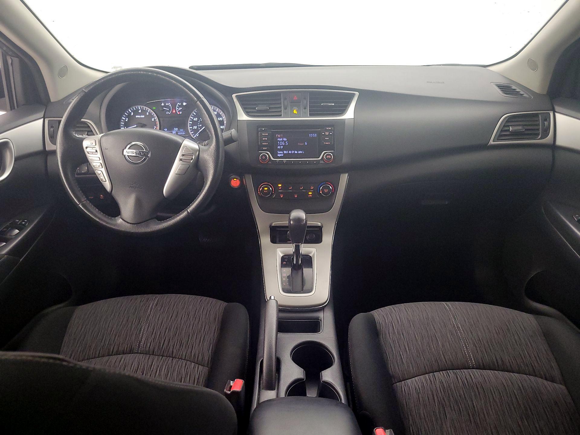 Thumbnail: 2015 Nissan Sentra - 9