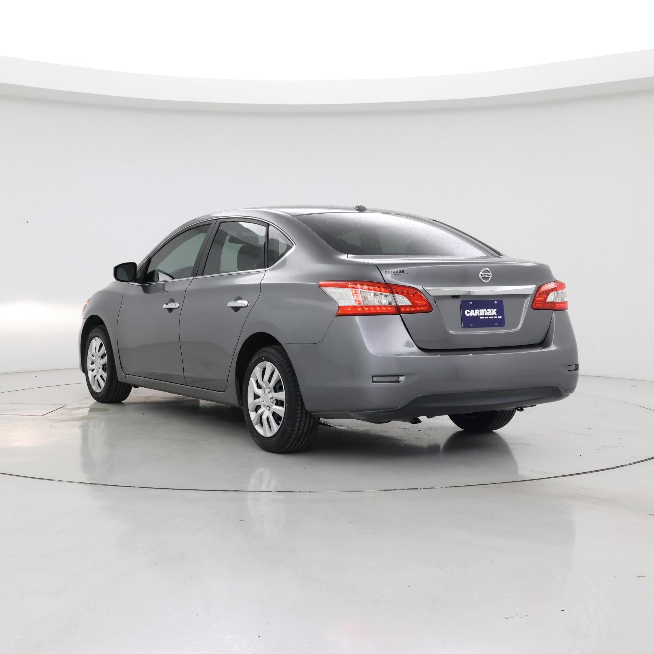 Thumbnail: 2015 Nissan Sentra - 2