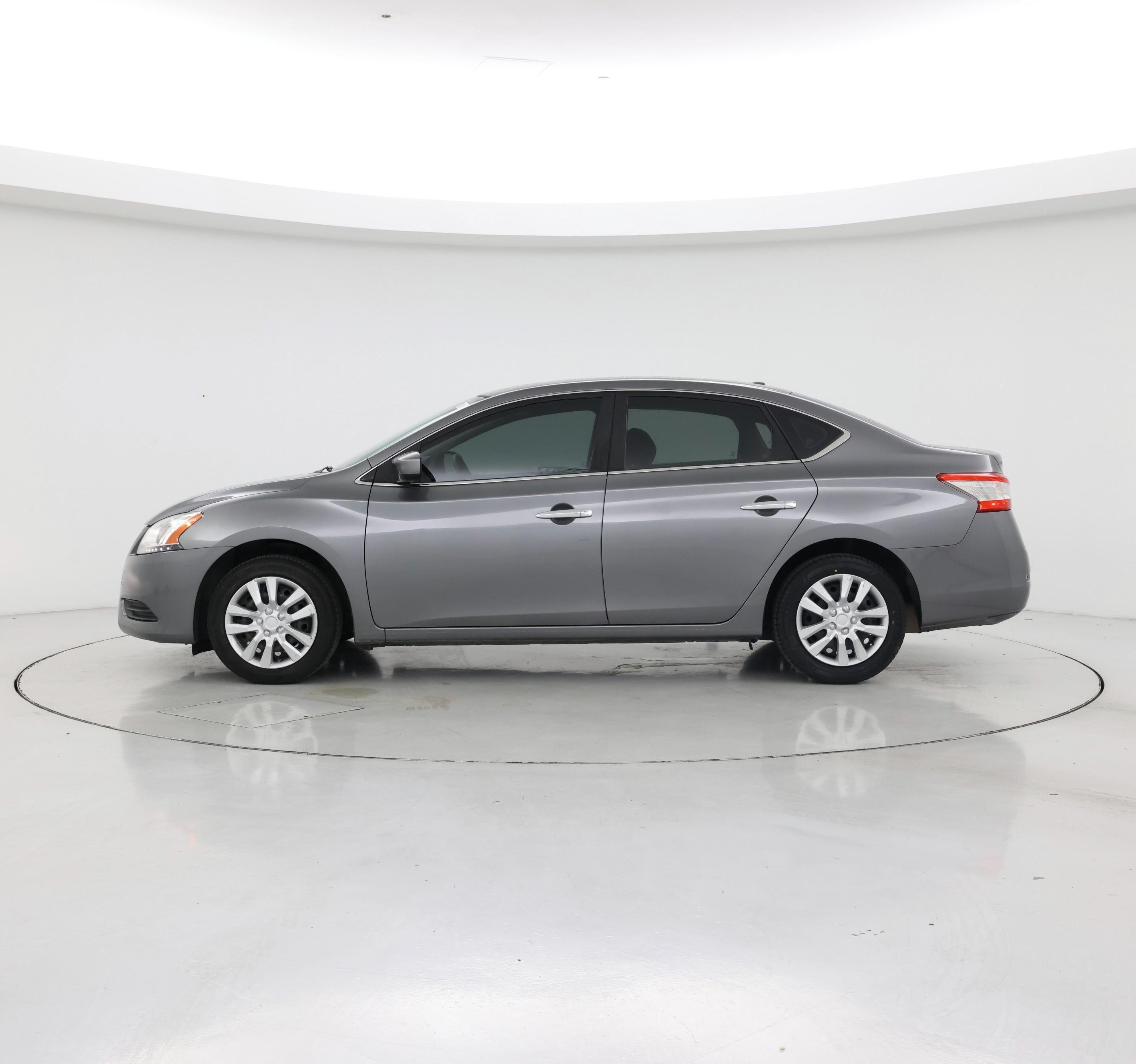 Thumbnail: 2015 Nissan Sentra - 3