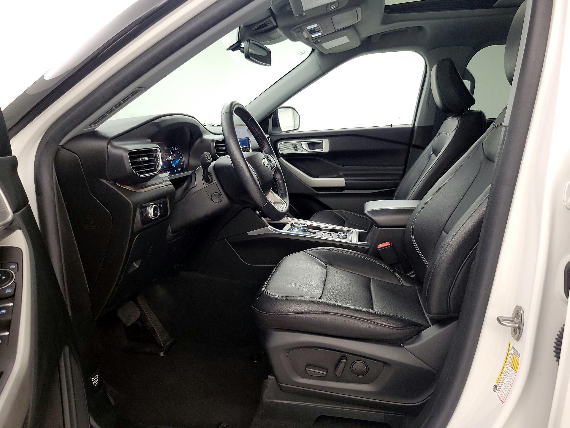 Thumbnail: 2023 Ford Explorer - 11