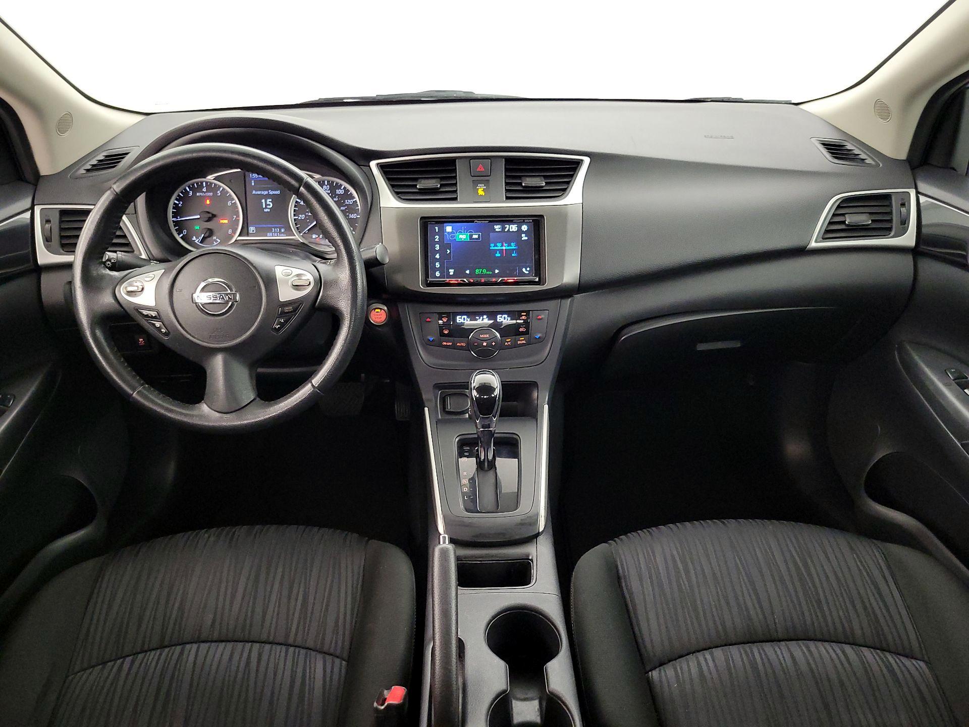 Thumbnail: 2019 Nissan Sentra - 9