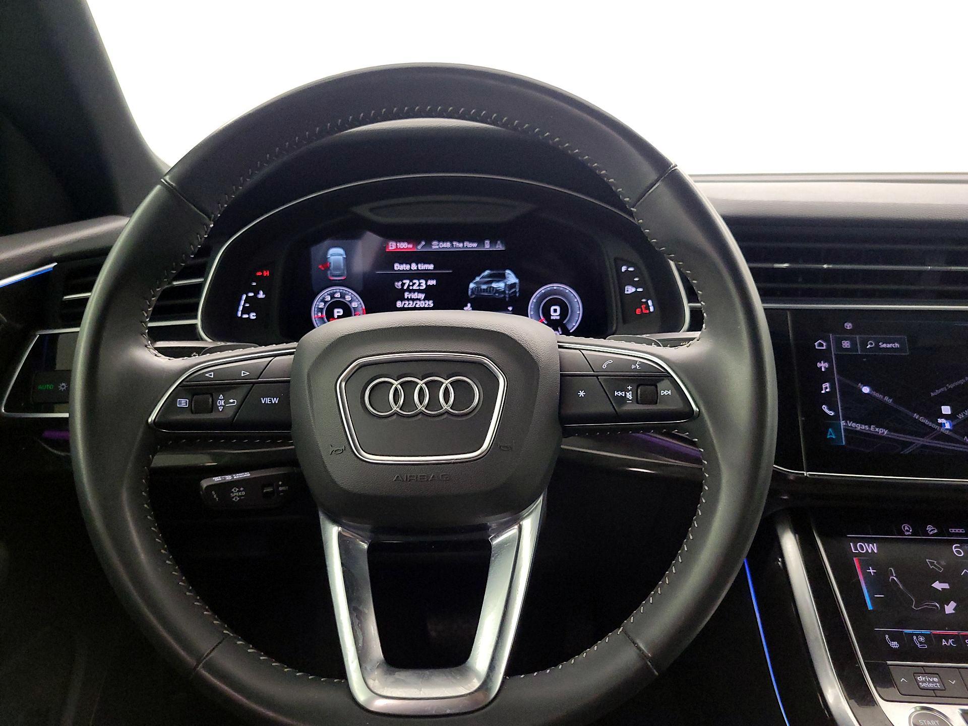 Thumbnail: 2021 Audi Q8 - 10