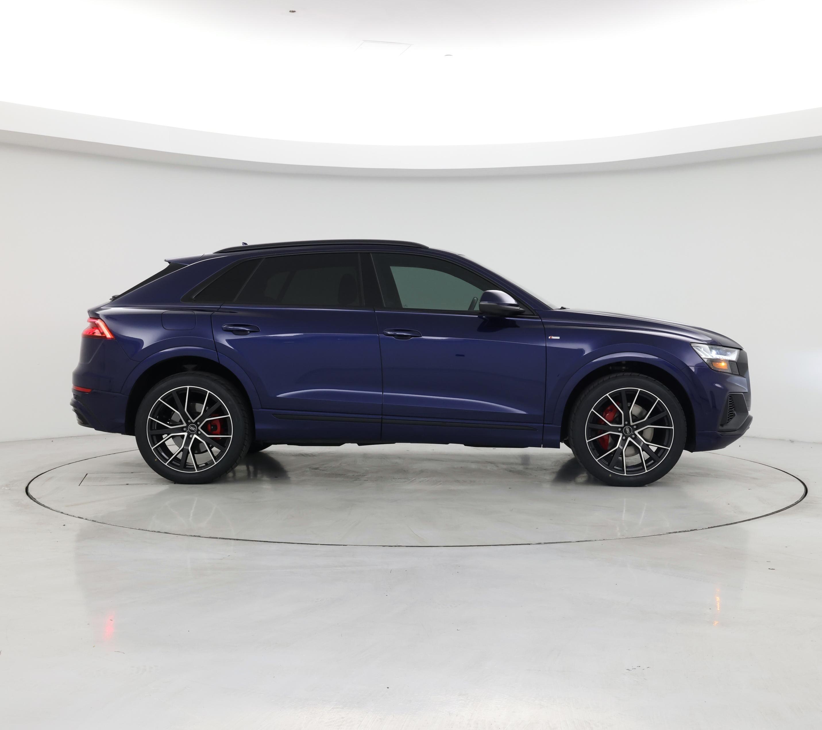 Thumbnail: 2021 Audi Q8 - 7