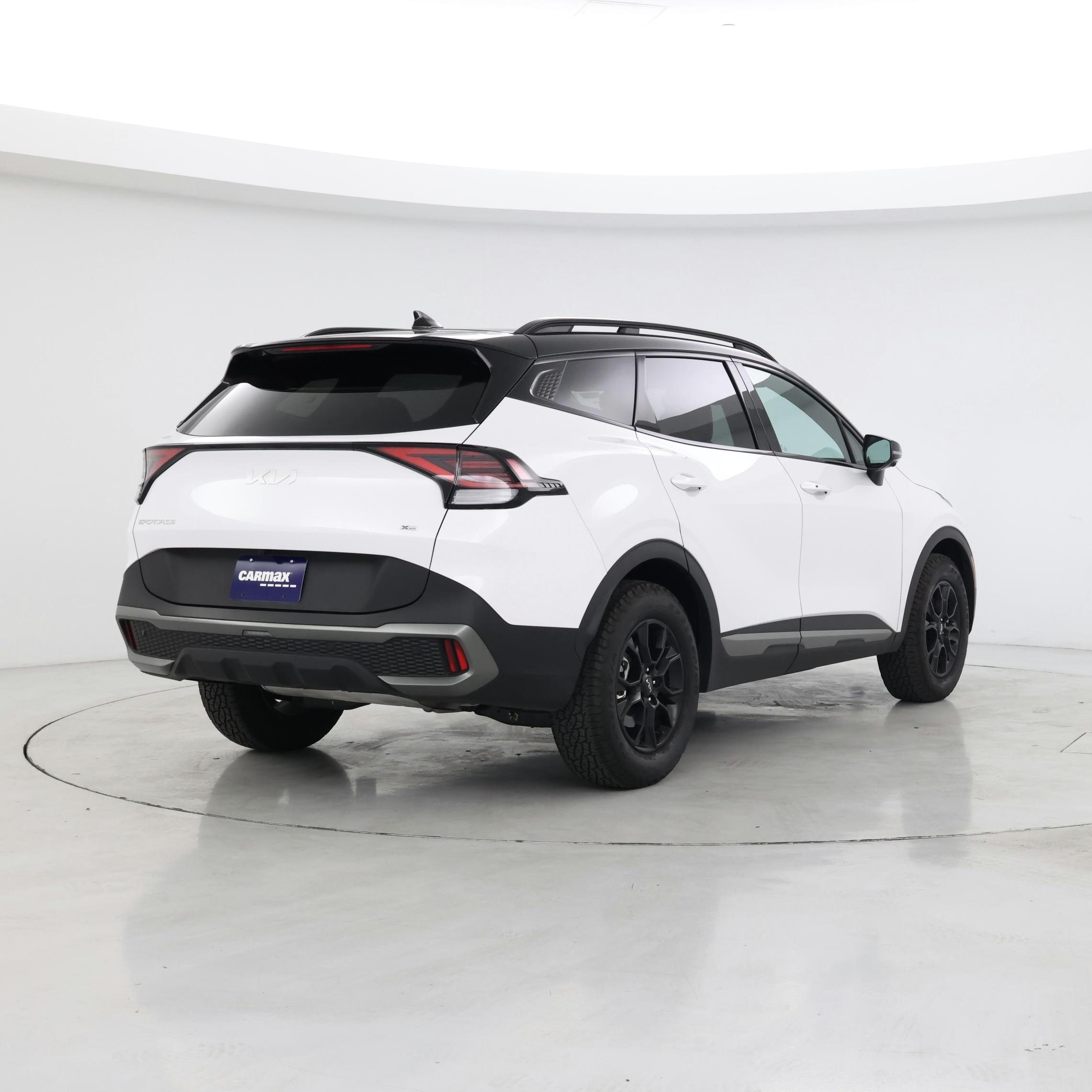 Thumbnail: 2023 Kia Sportage - 8