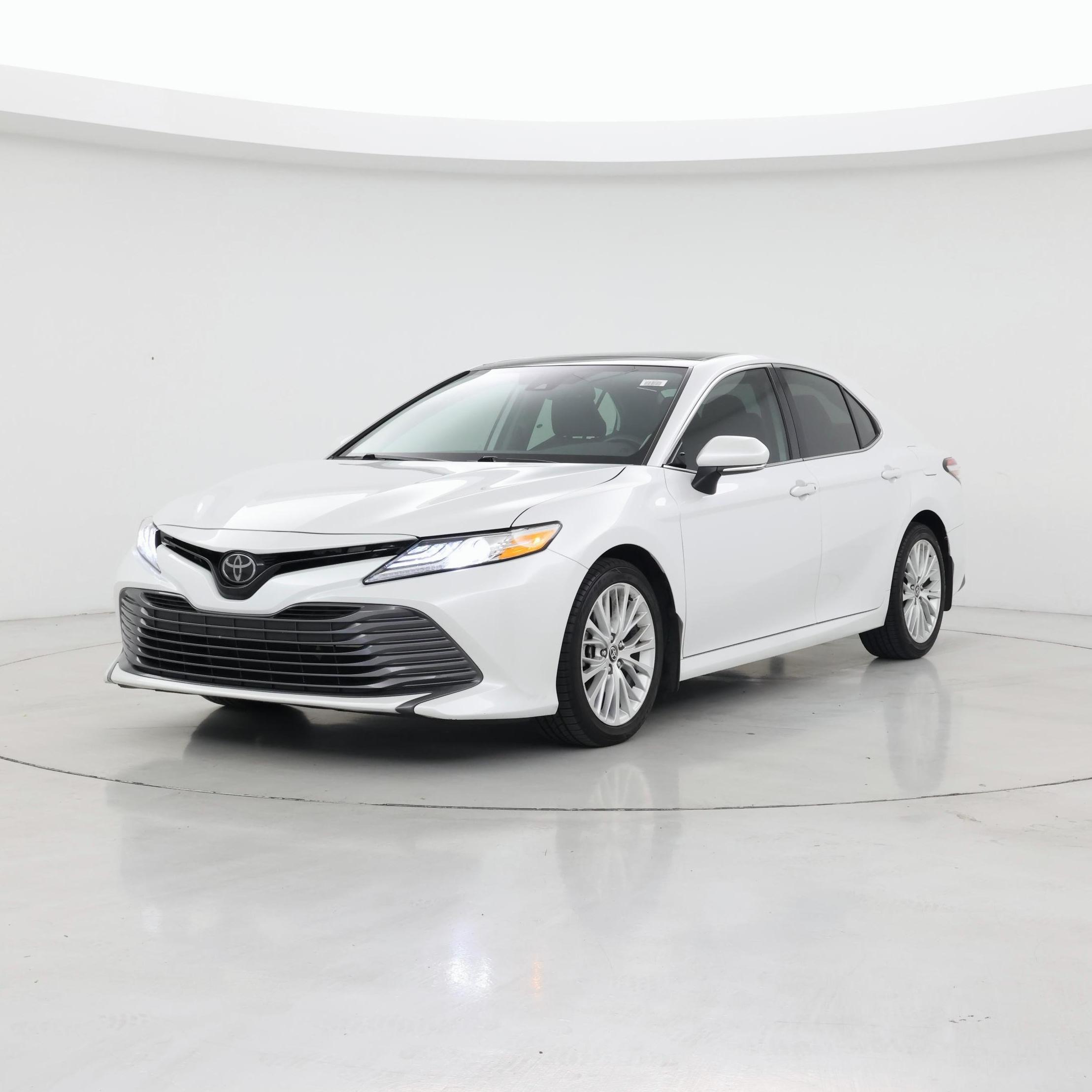 Thumbnail: 2020 Toyota Camry - 4