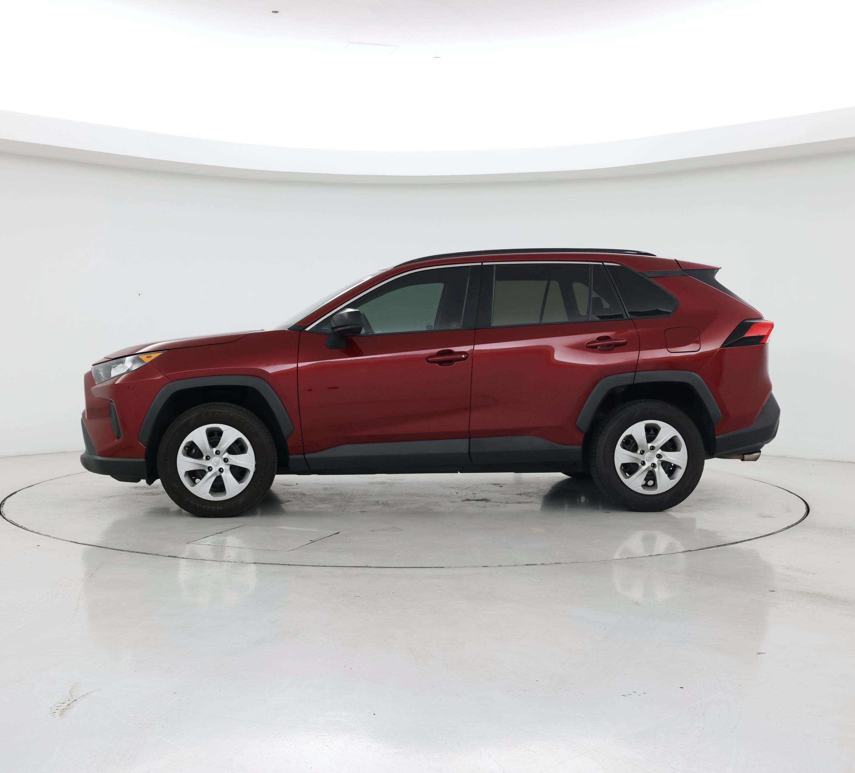 Thumbnail: 2019 Toyota RAV4 - 3