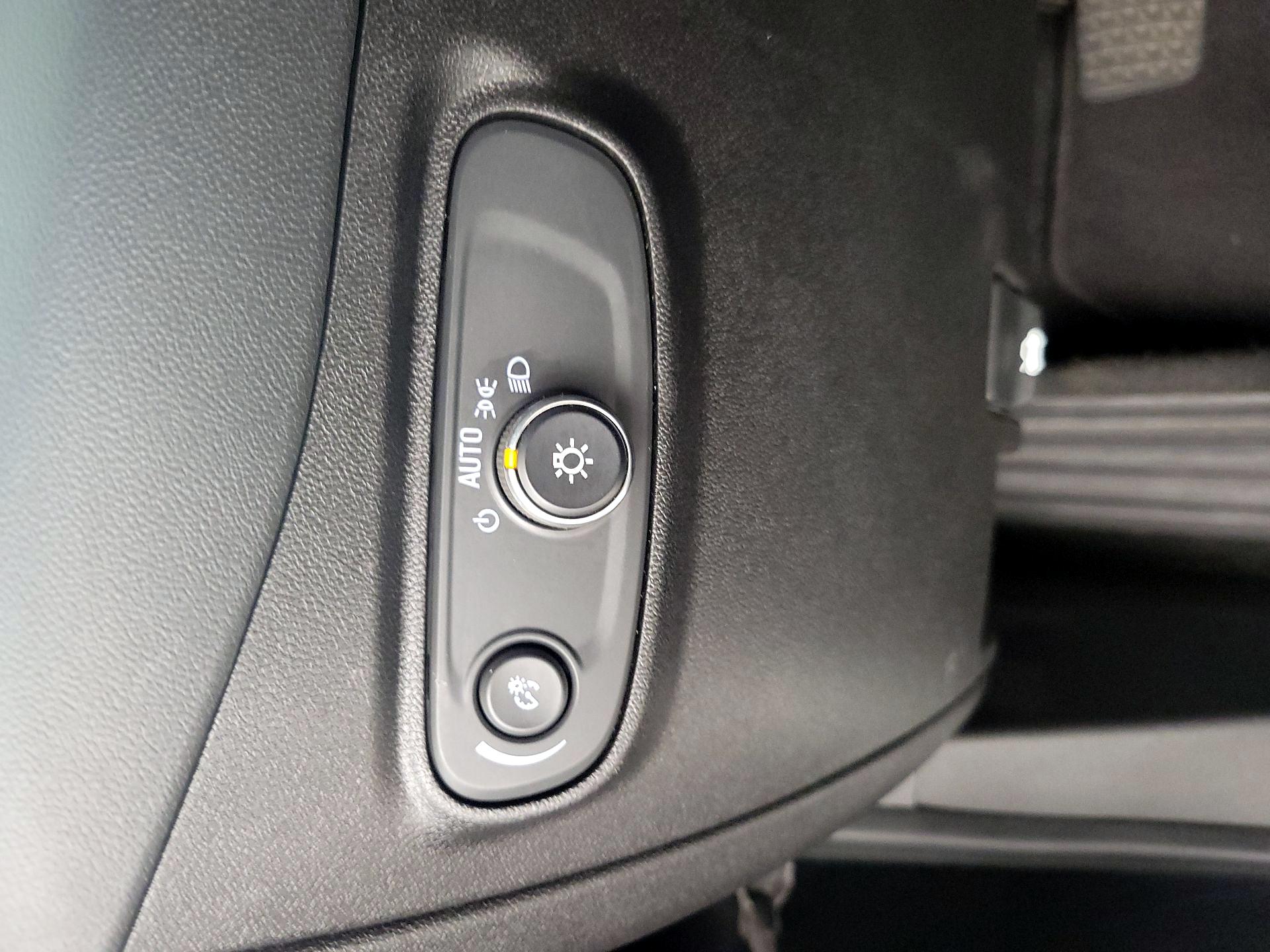 Thumbnail: 2019 Chevrolet Equinox - 13
