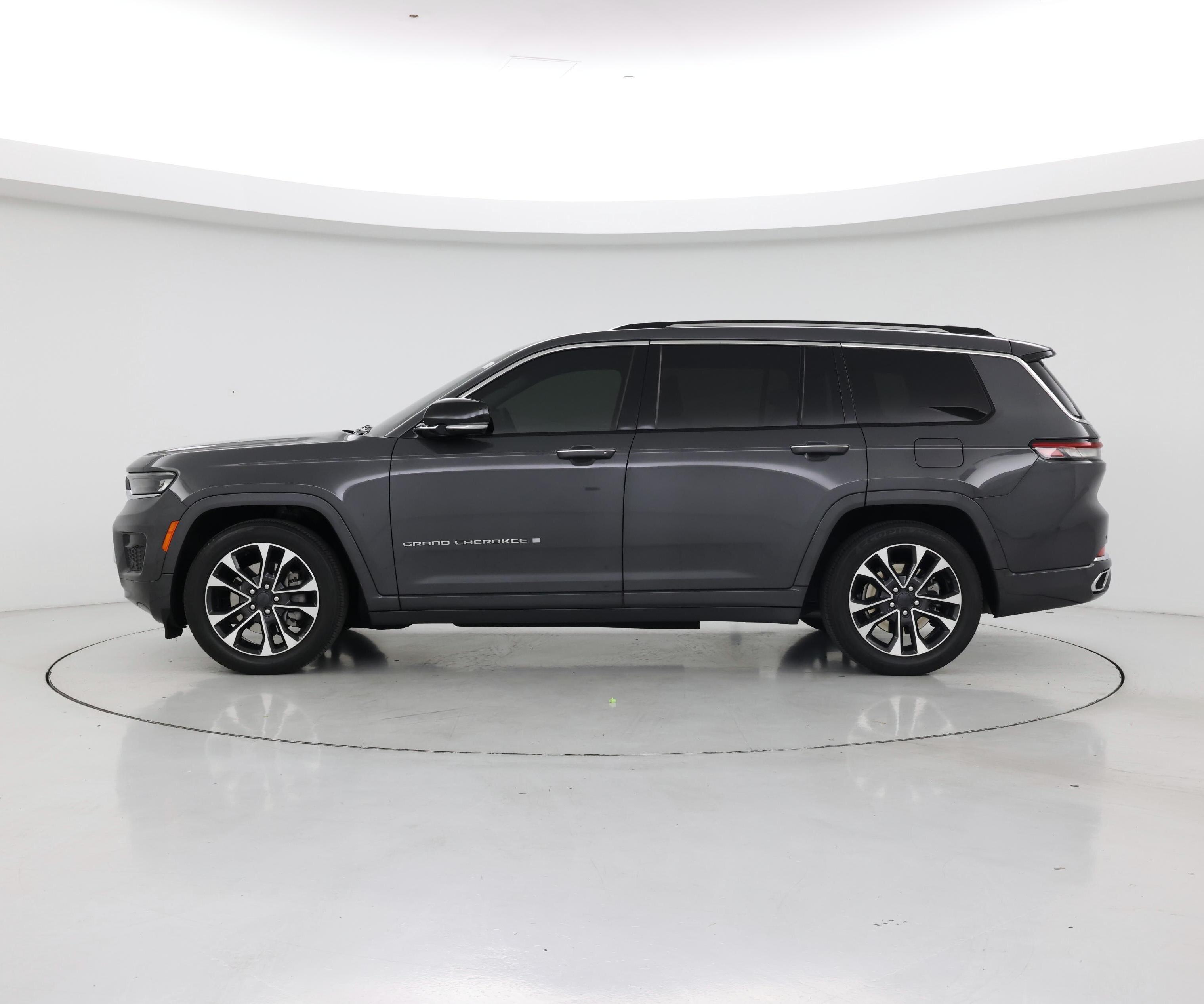 Thumbnail: 2022 Jeep Grand Cherokee - 3