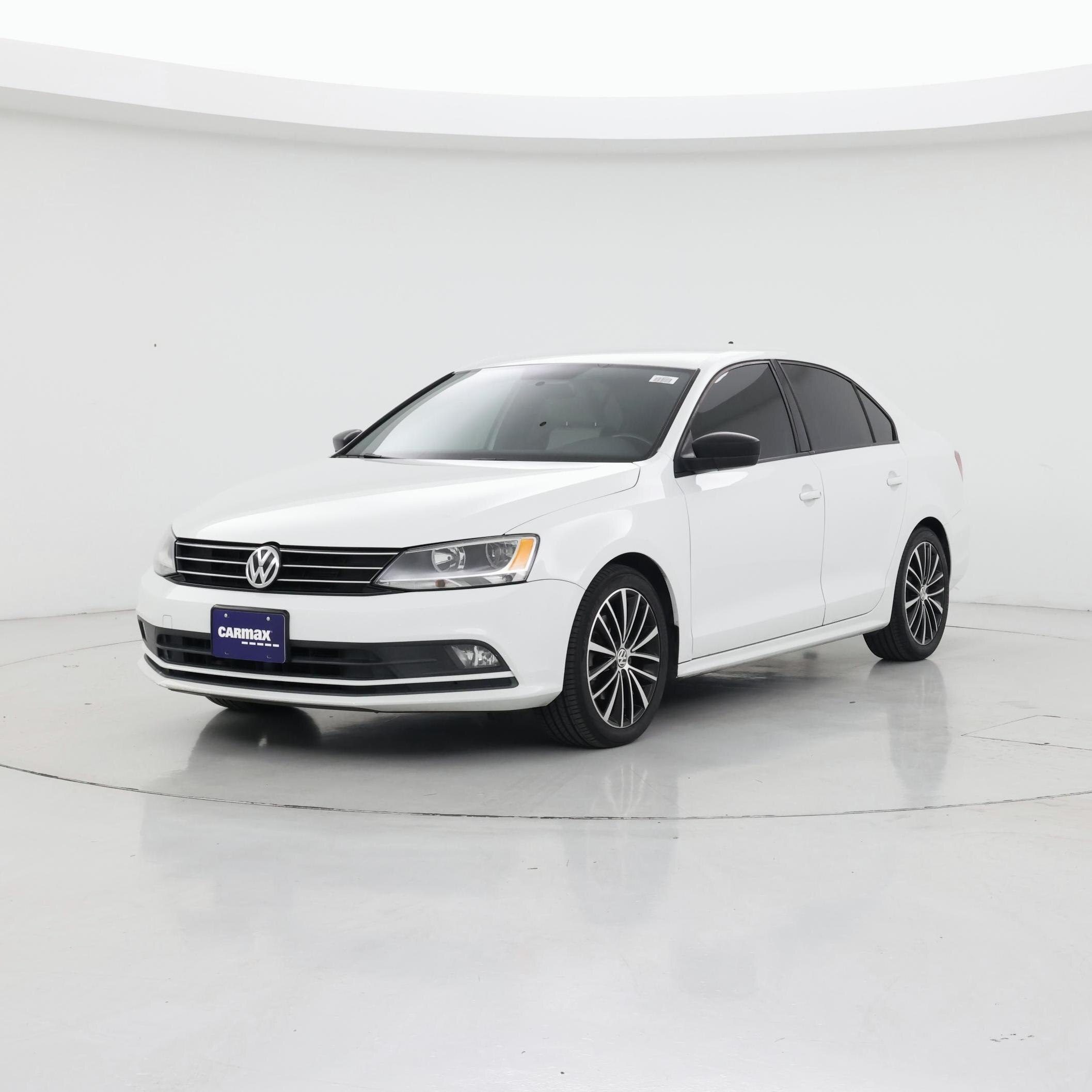 Thumbnail: 2016 Volkswagen Jetta - 4