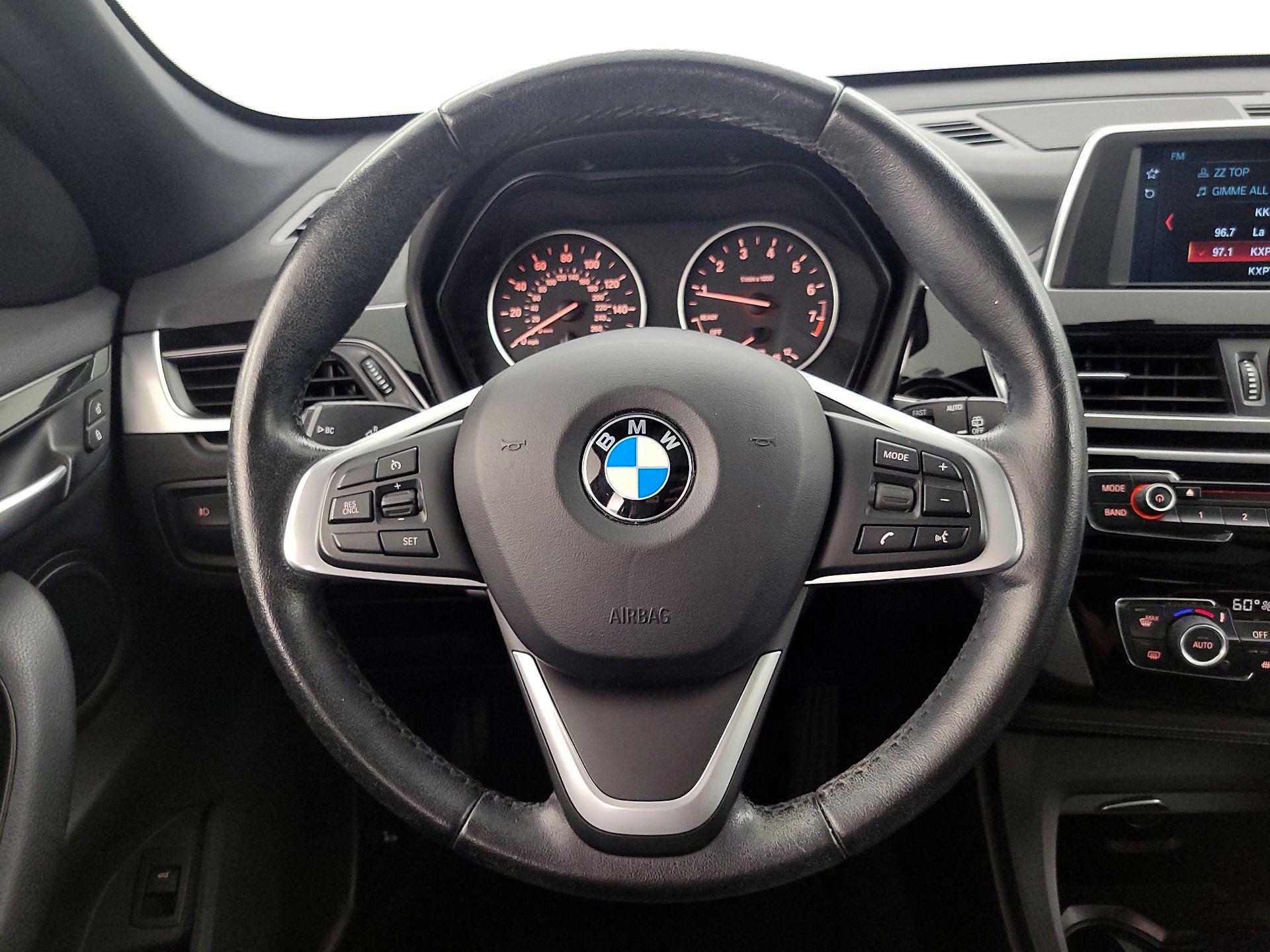 Thumbnail: 2018 BMW X1 - 10