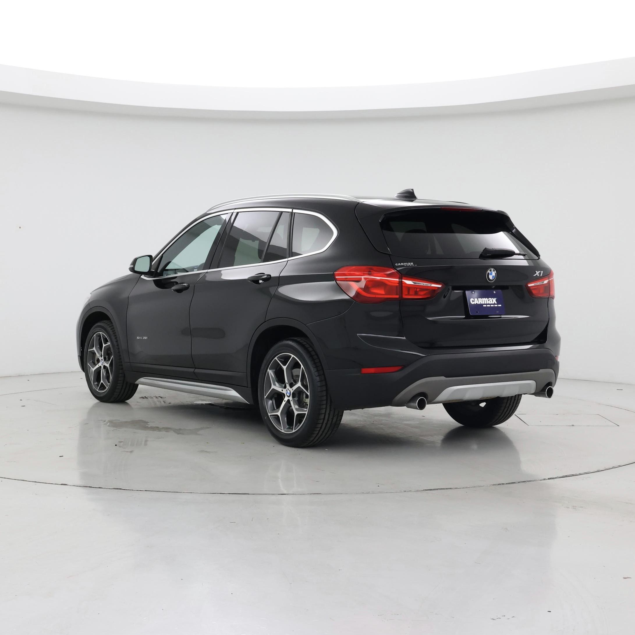 Thumbnail: 2018 BMW X1 - 2