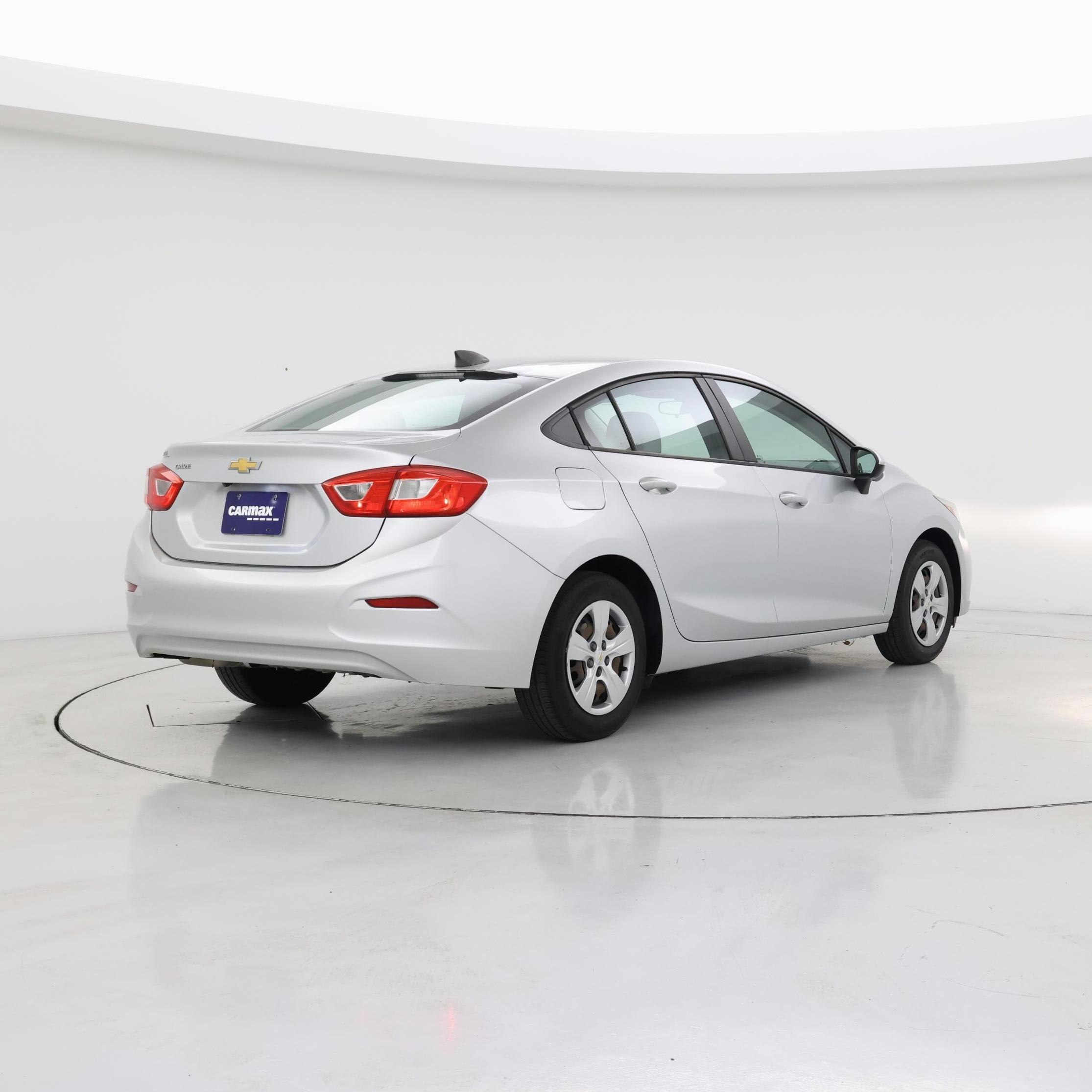 Thumbnail: 2017 Chevrolet Cruze - 8