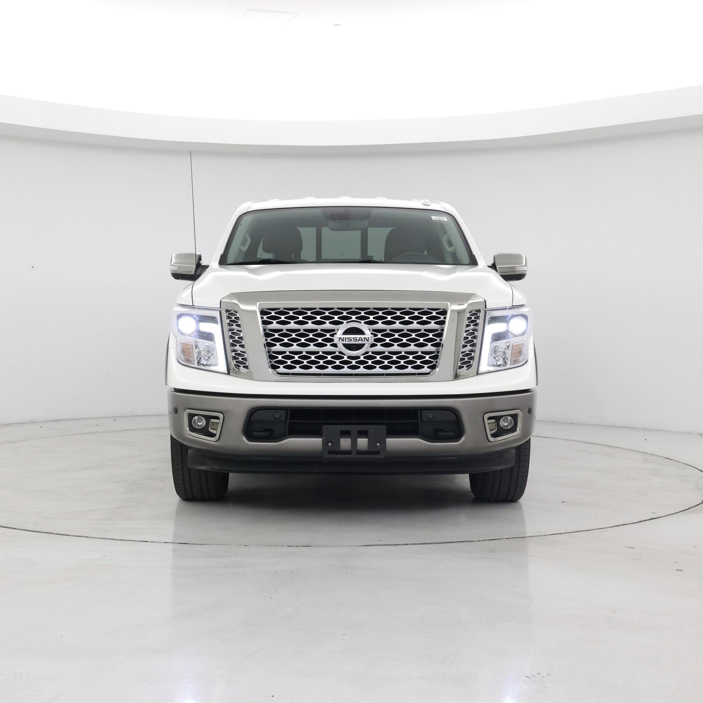 Thumbnail: 2017 Nissan Titan - 5