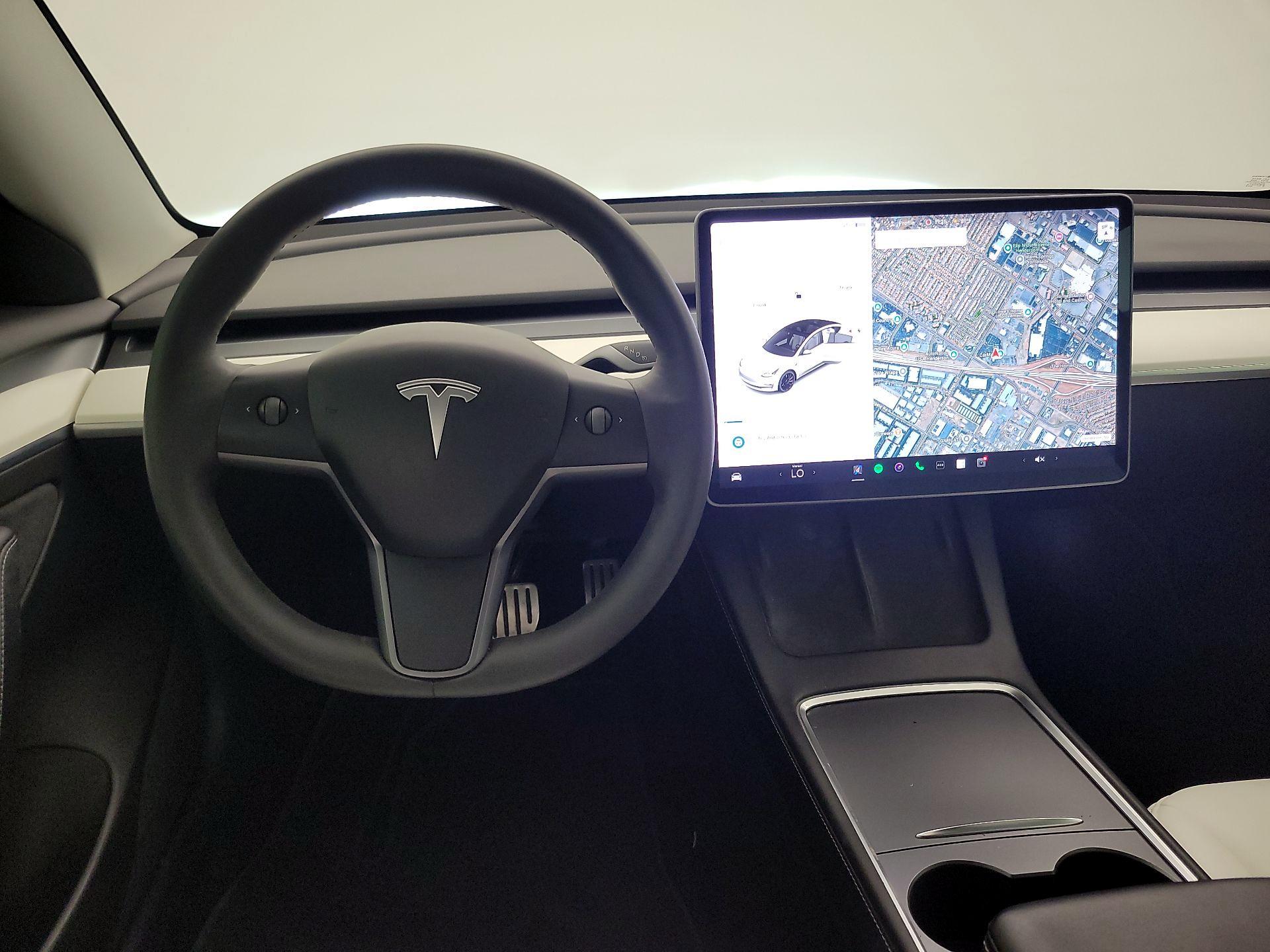 Thumbnail: 2022 Tesla Model 3 - 10