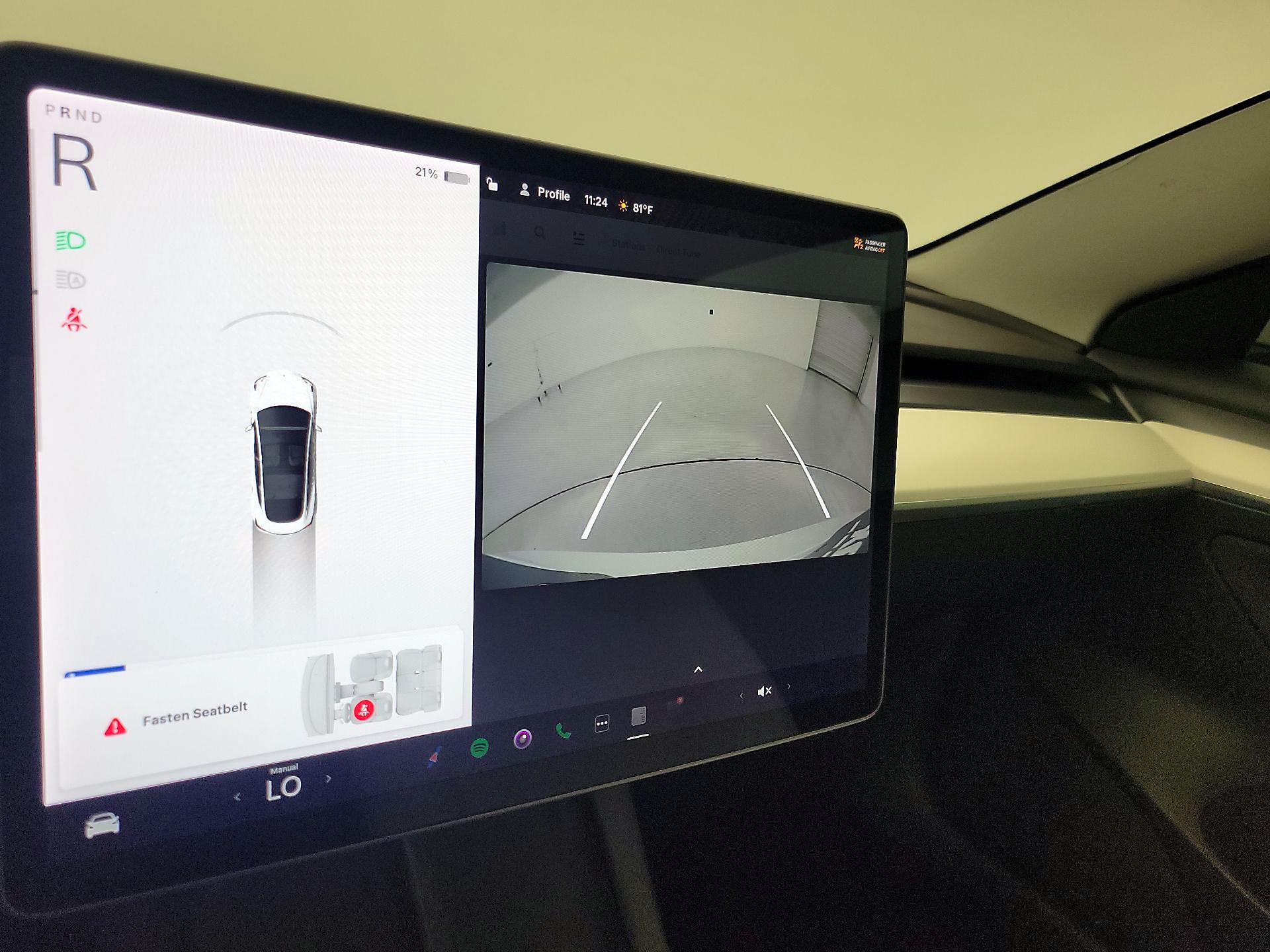 Thumbnail: 2022 Tesla Model 3 - 14