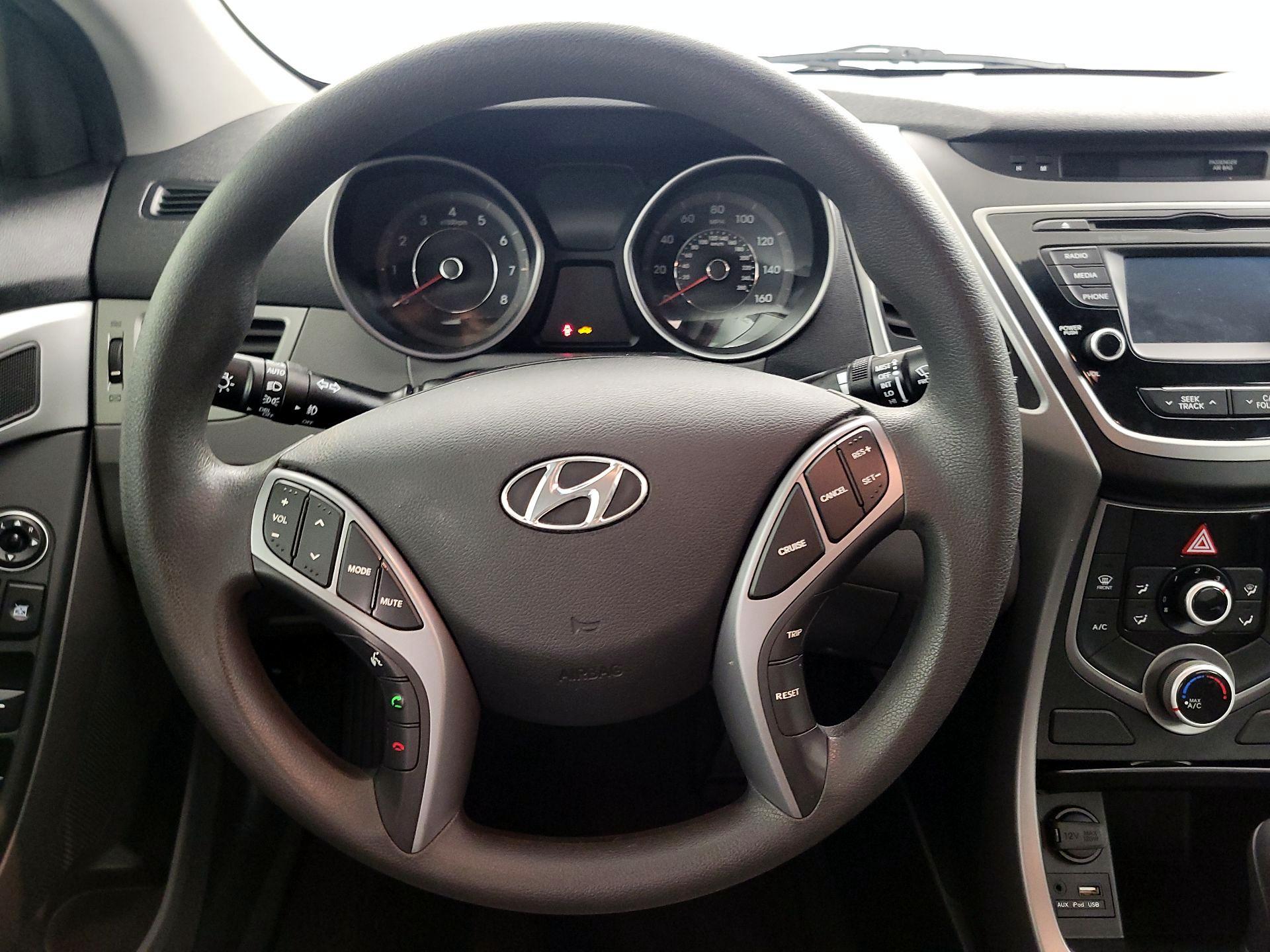 Thumbnail: 2016 Hyundai Elantra - 10