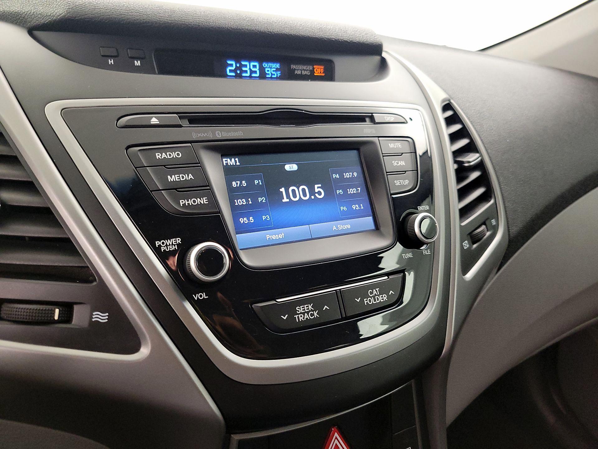 Thumbnail: 2016 Hyundai Elantra - 15