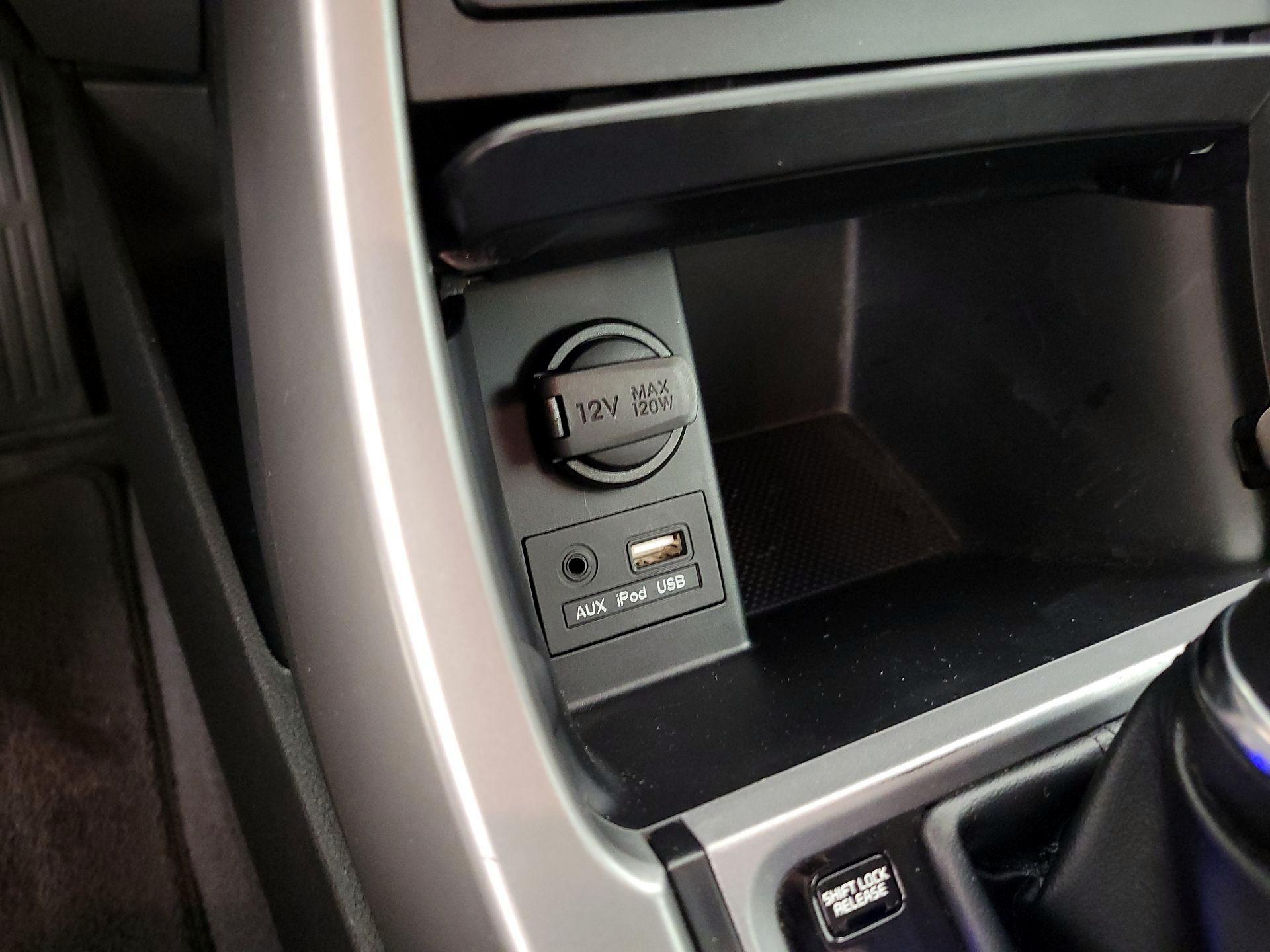 Thumbnail: 2016 Hyundai Elantra - 18