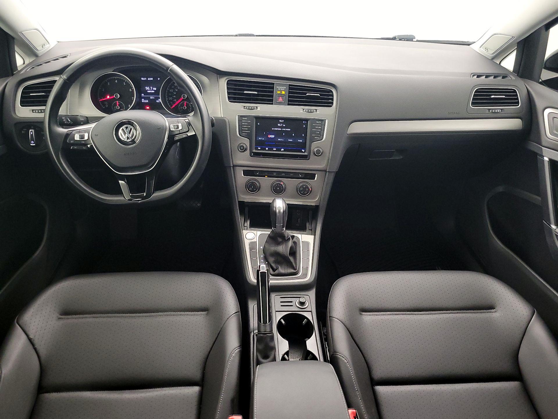 Thumbnail: 2017 Volkswagen Golf - 9