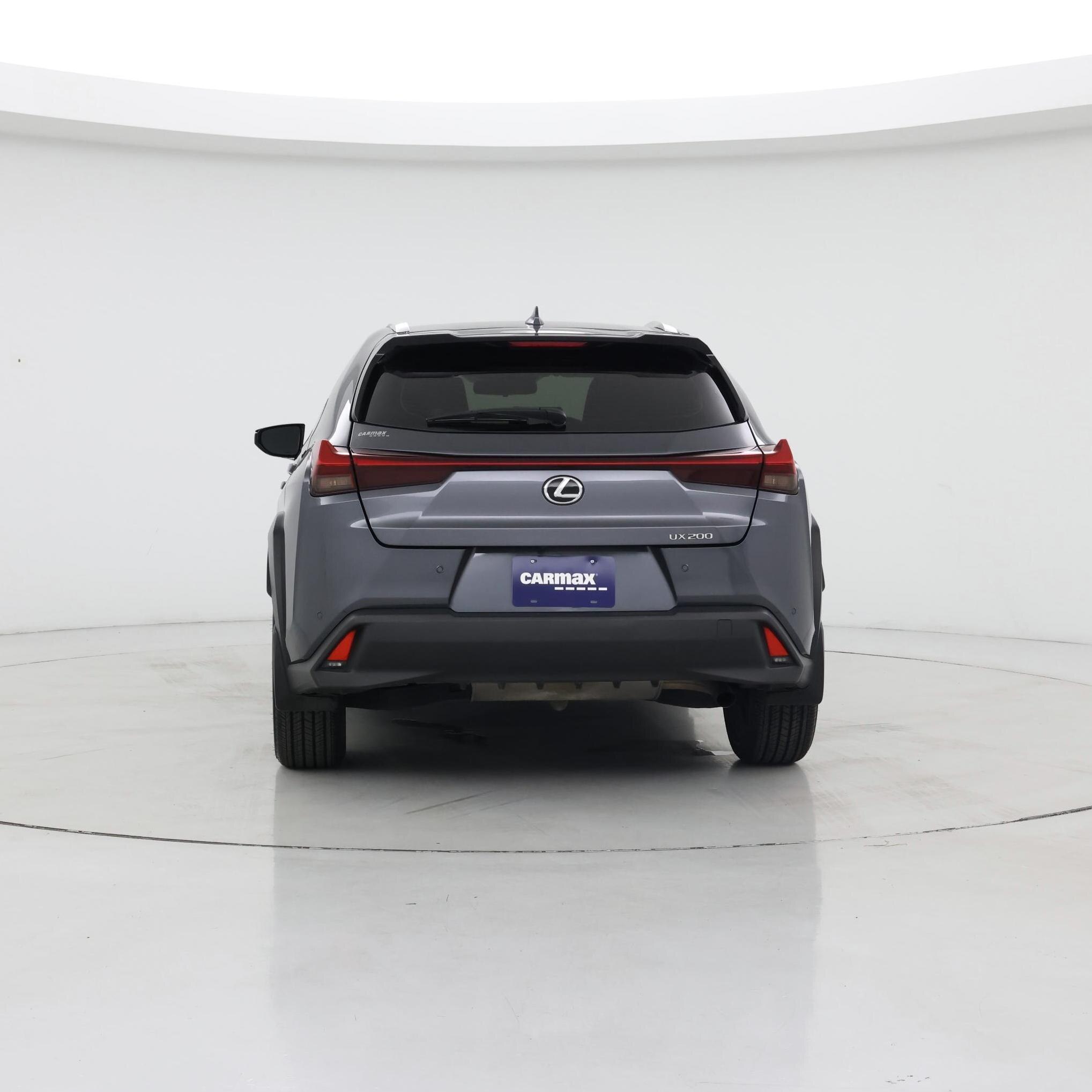 Thumbnail: 2022 Lexus UX - 6
