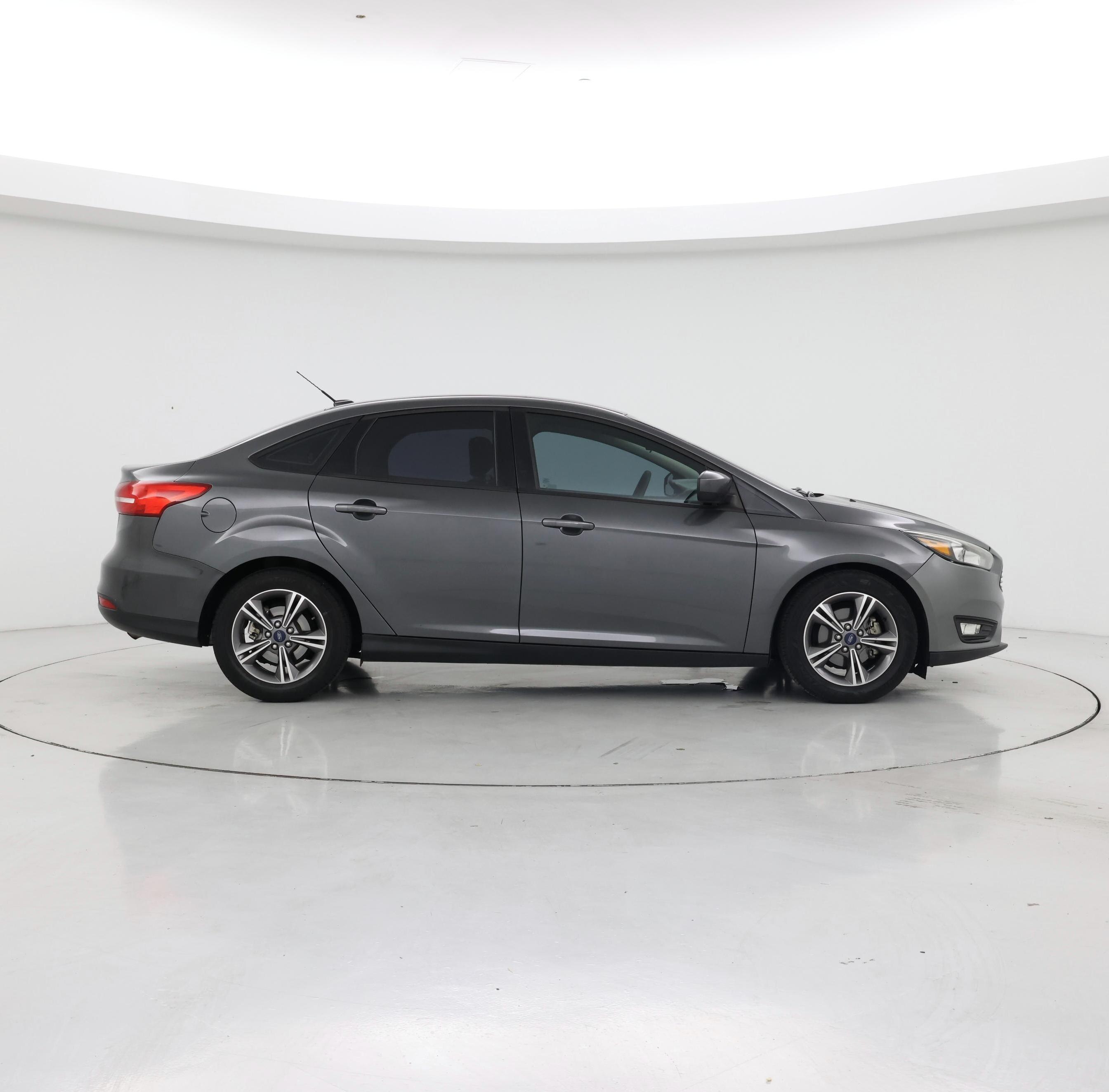 Thumbnail: 2018 Ford Focus - 7
