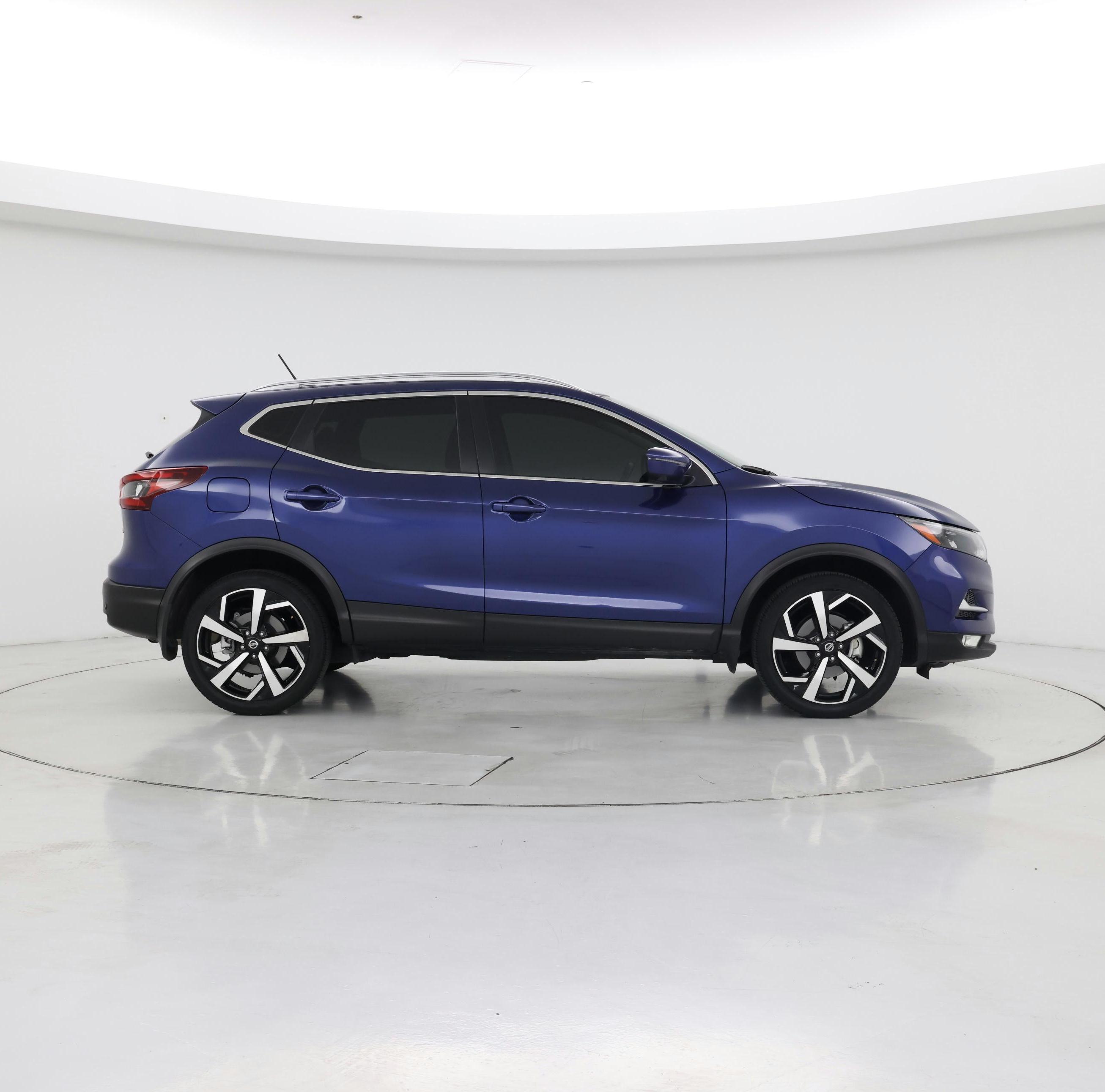 Thumbnail: 2021 Nissan Rogue Sport - 7