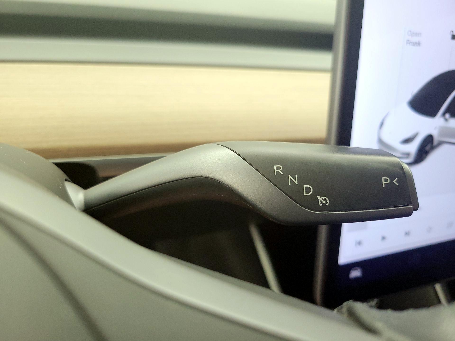 Thumbnail: 2020 Tesla Model 3 - 17