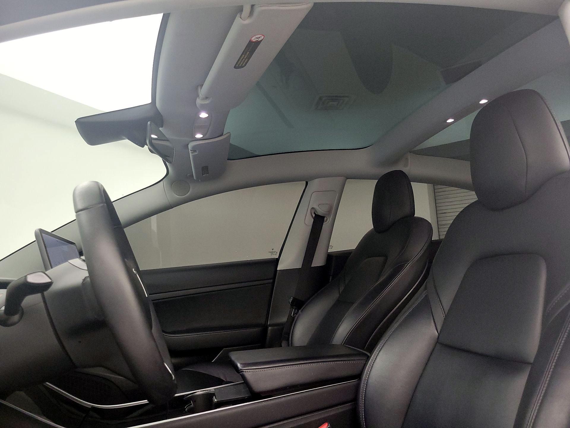 Thumbnail: 2020 Tesla Model 3 - 18