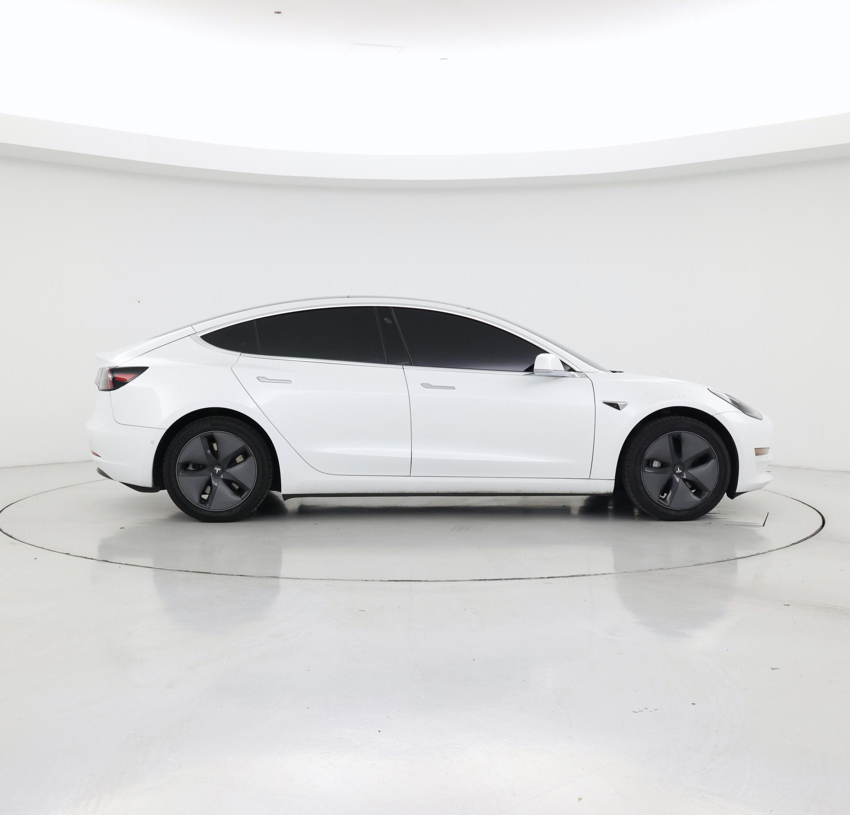 Thumbnail: 2020 Tesla Model 3 - 7