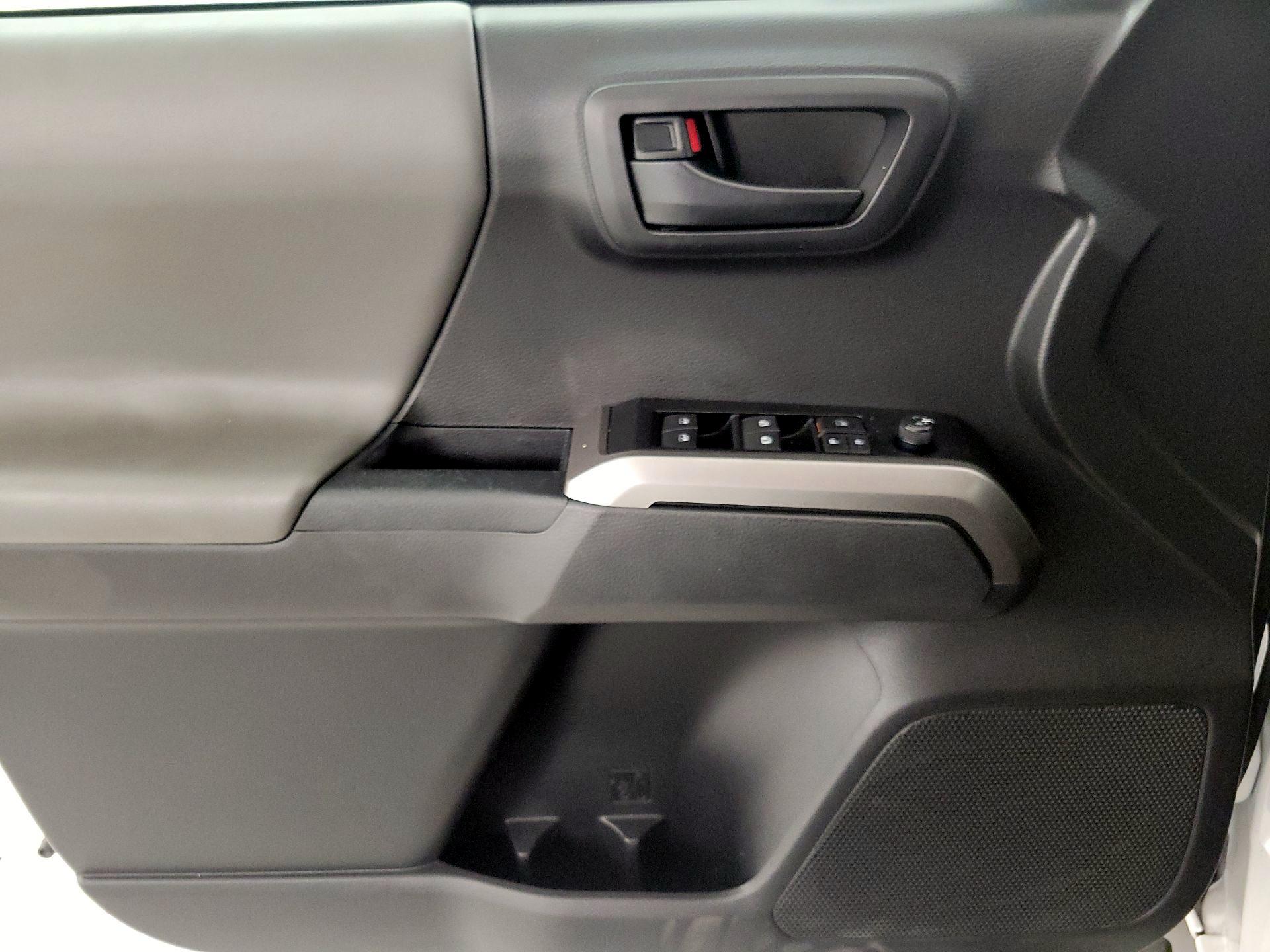 Thumbnail: 2023 Toyota Tacoma - 12