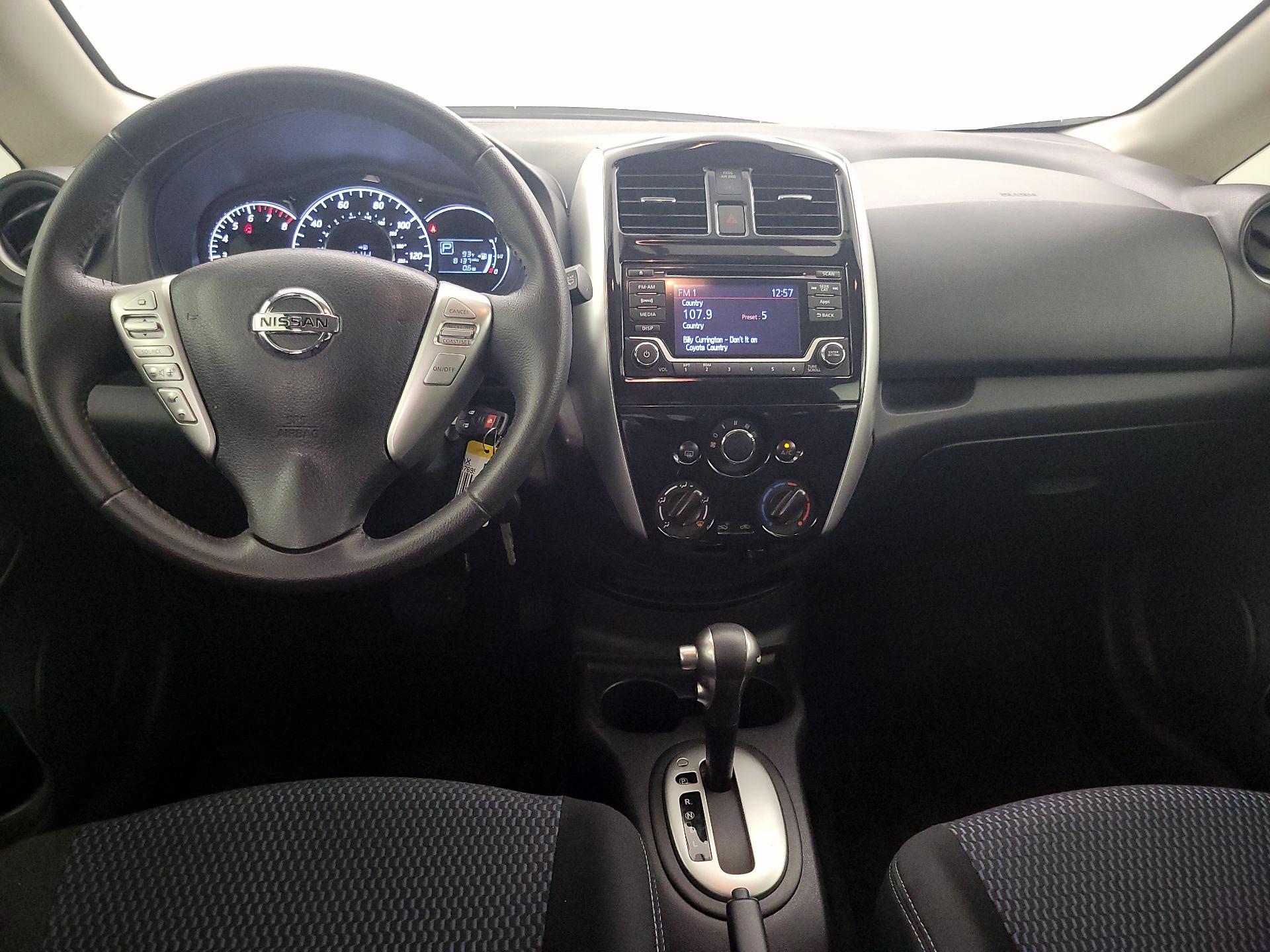 Thumbnail: 2016 Nissan Versa Note - 9