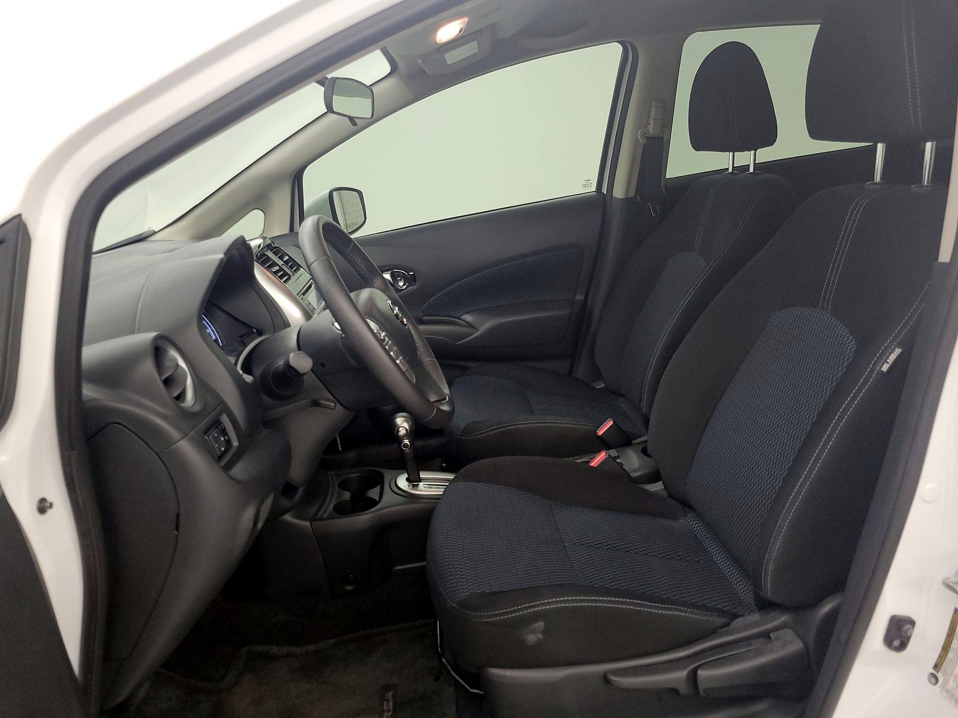 Thumbnail: 2016 Nissan Versa Note - 11