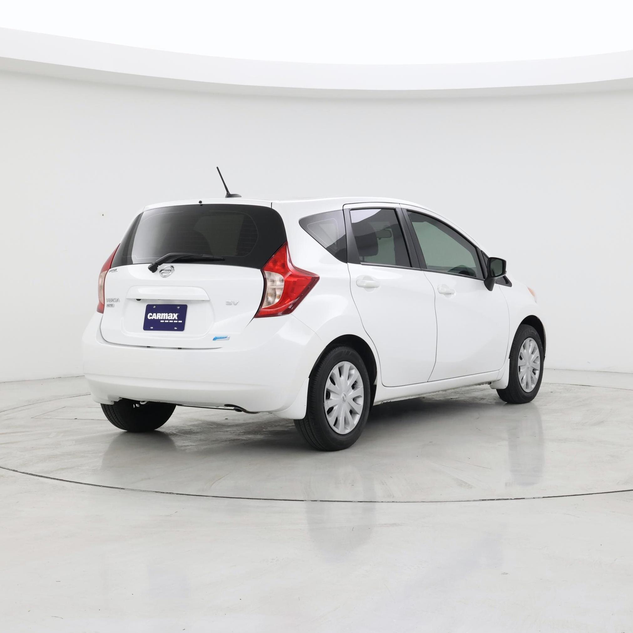 Thumbnail: 2016 Nissan Versa Note - 8