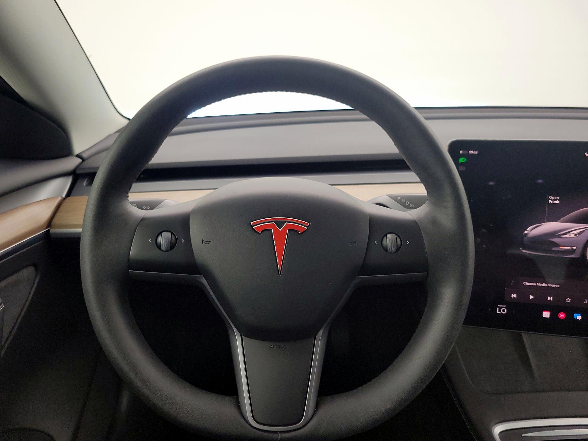 Thumbnail: 2022 Tesla Model 3 - 10