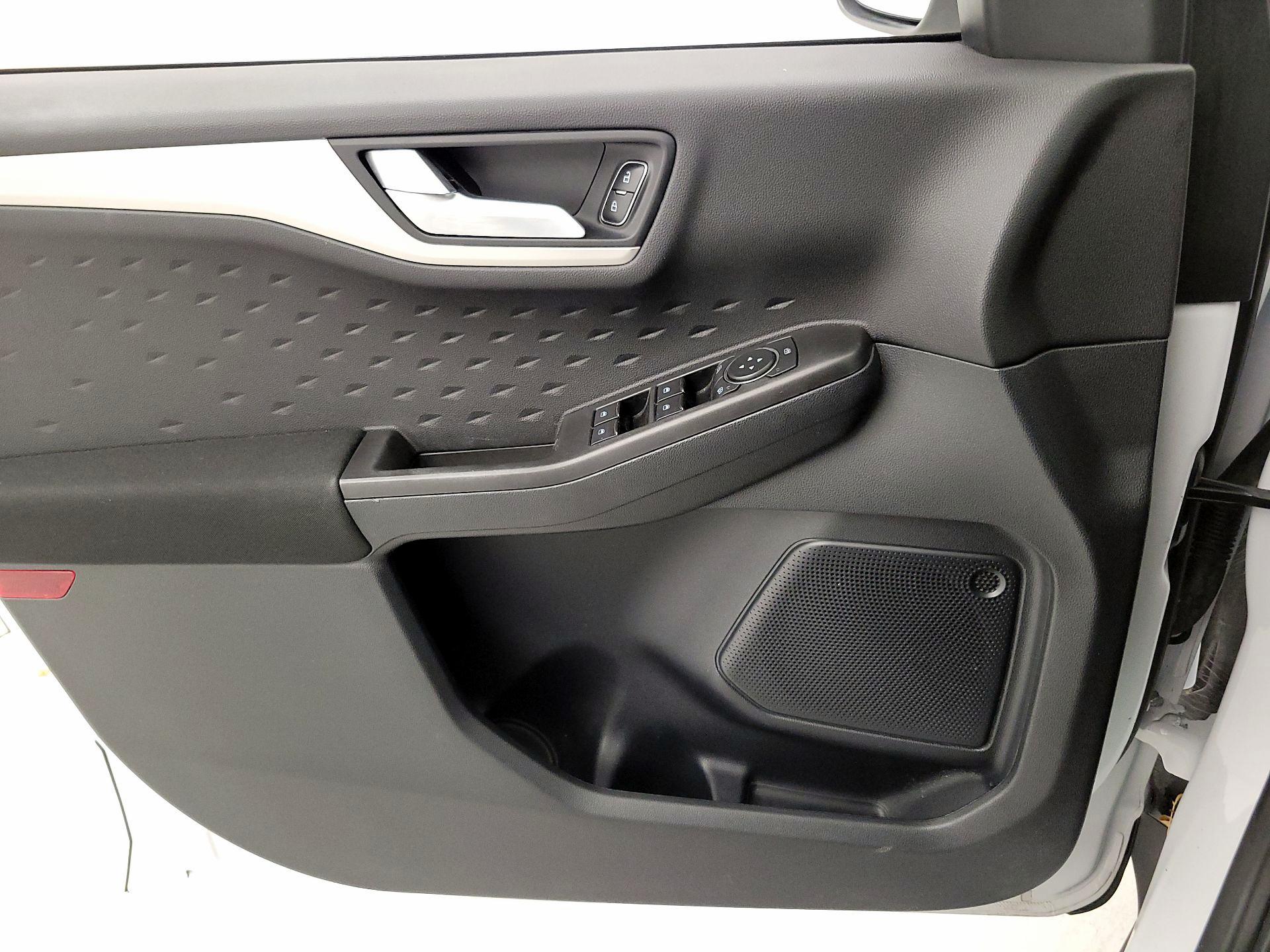 Thumbnail: 2020 Ford Escape - 12