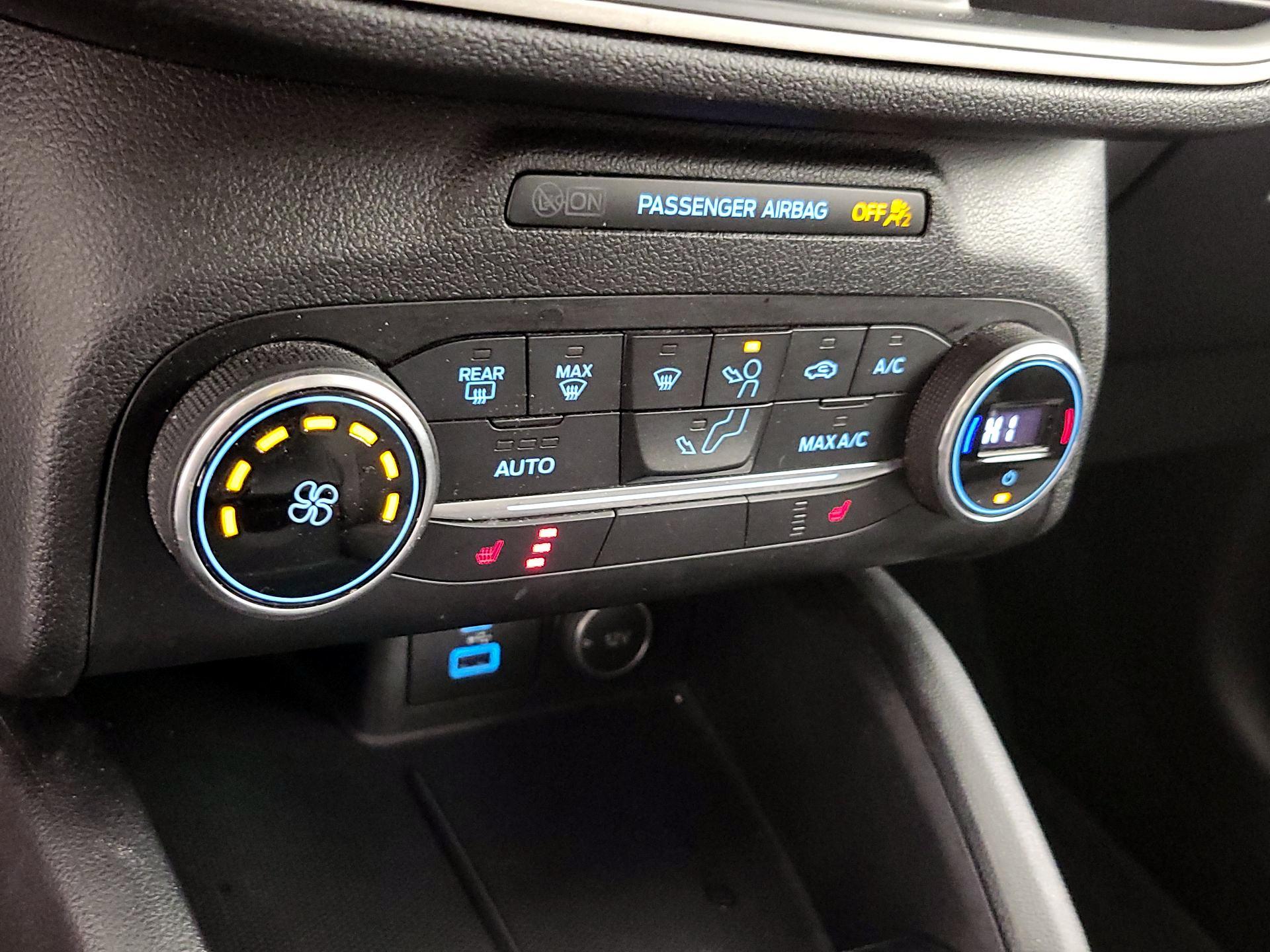 Thumbnail: 2020 Ford Escape - 17