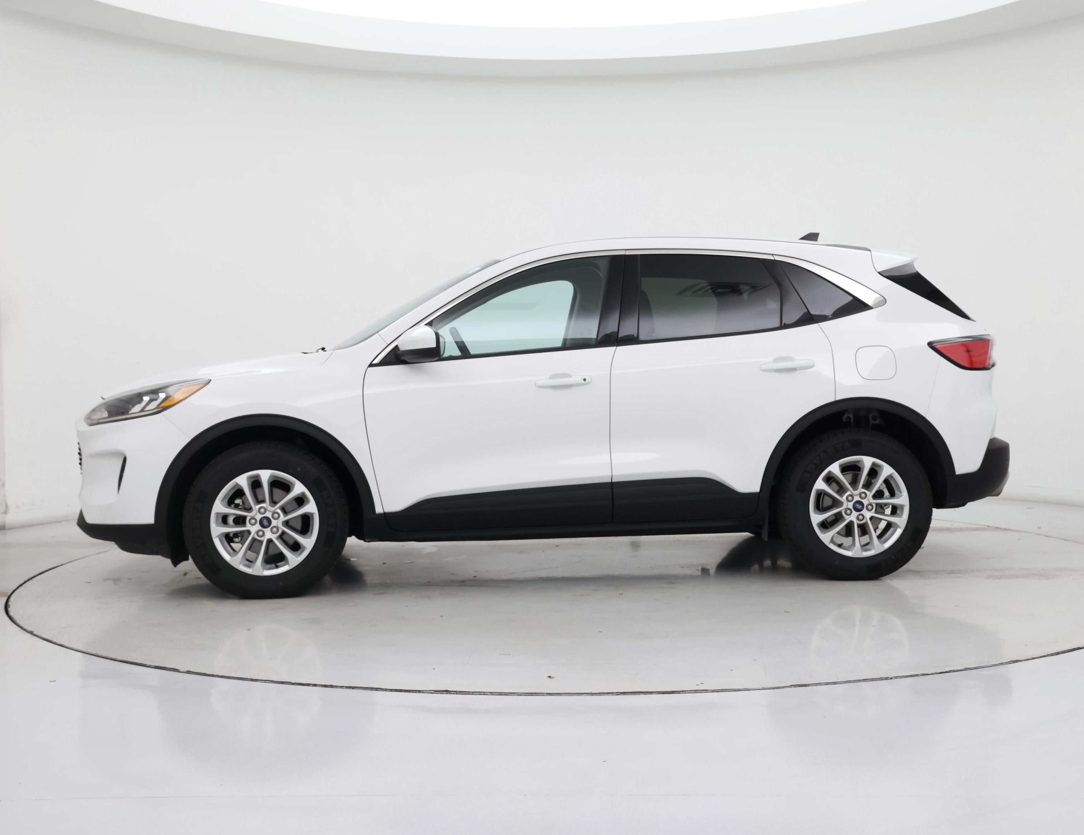 Thumbnail: 2020 Ford Escape - 3