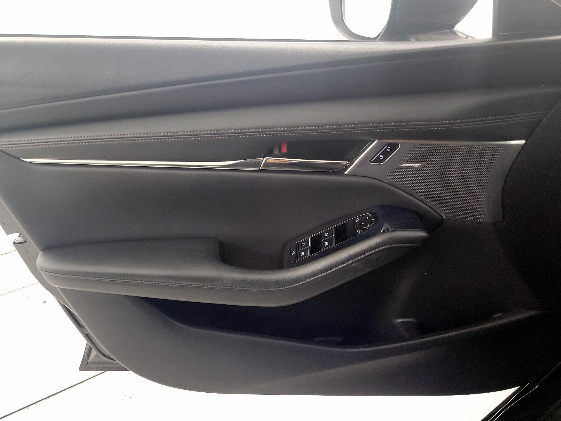 Thumbnail: 2019 Mazda Mazda3 - 12