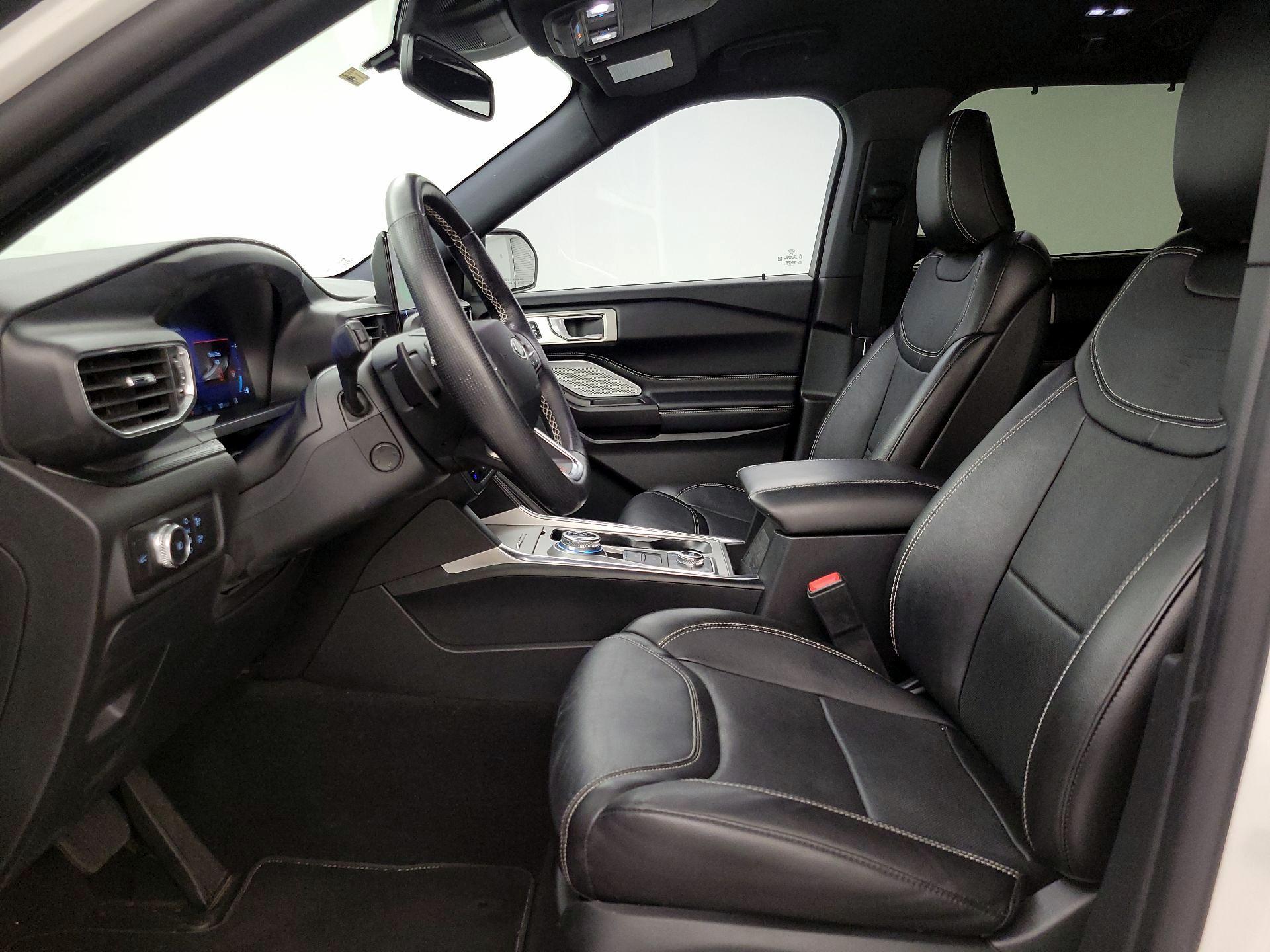 Thumbnail: 2020 Ford Explorer - 11
