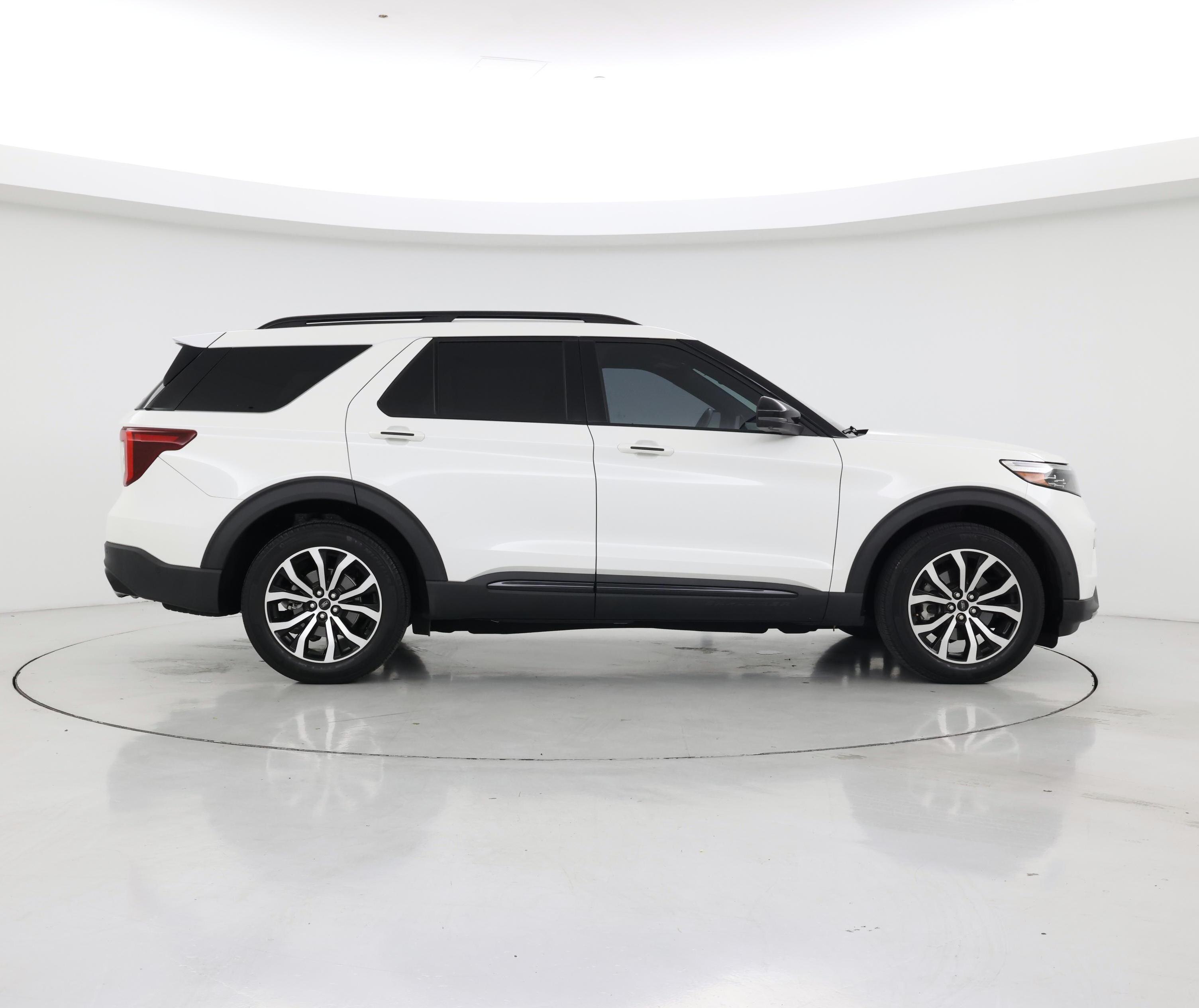 Thumbnail: 2020 Ford Explorer - 7