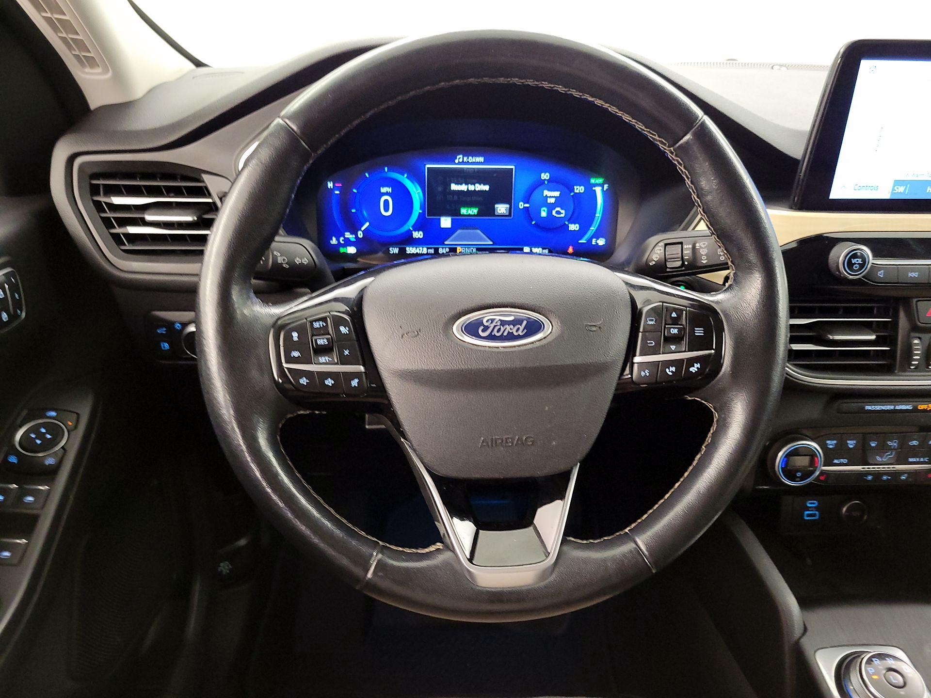 Thumbnail: 2021 Ford Escape - 10